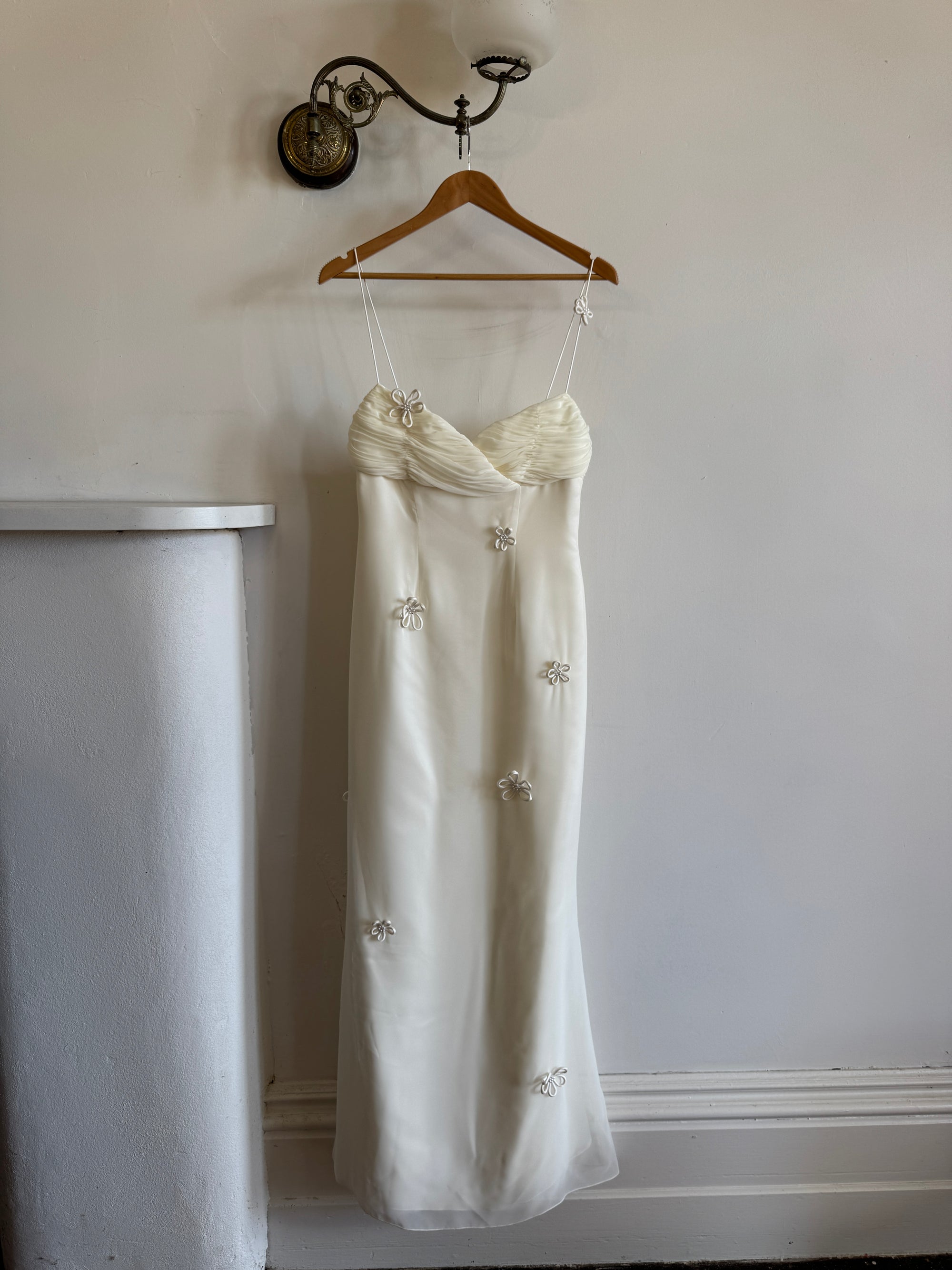 Vintage 90s Gathered Daisy Wedding Dress