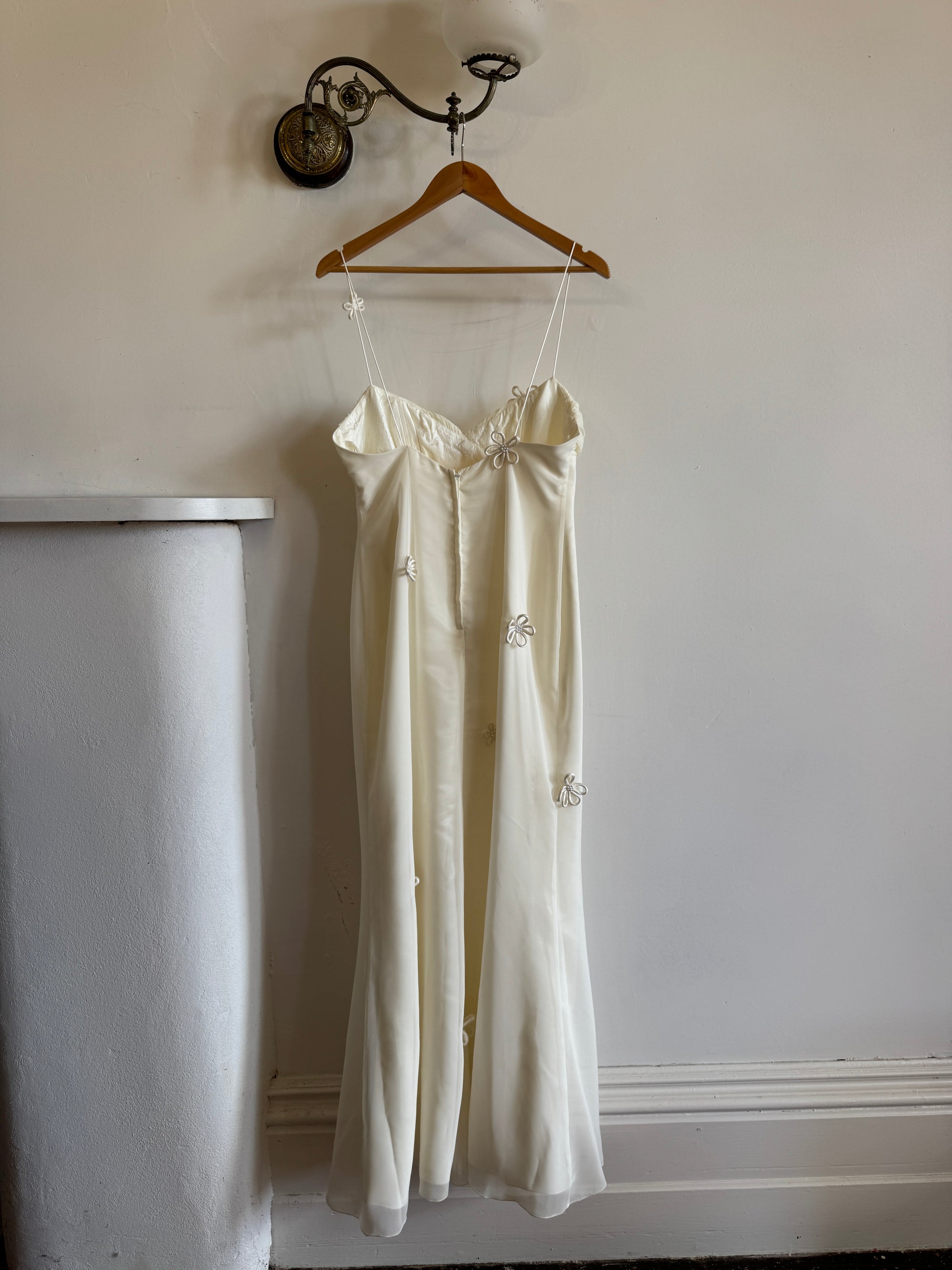 Vintage 90s Gathered Daisy Wedding Dress