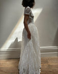 Vintage Scalloped Lace Princess Tulle Wedding Gown