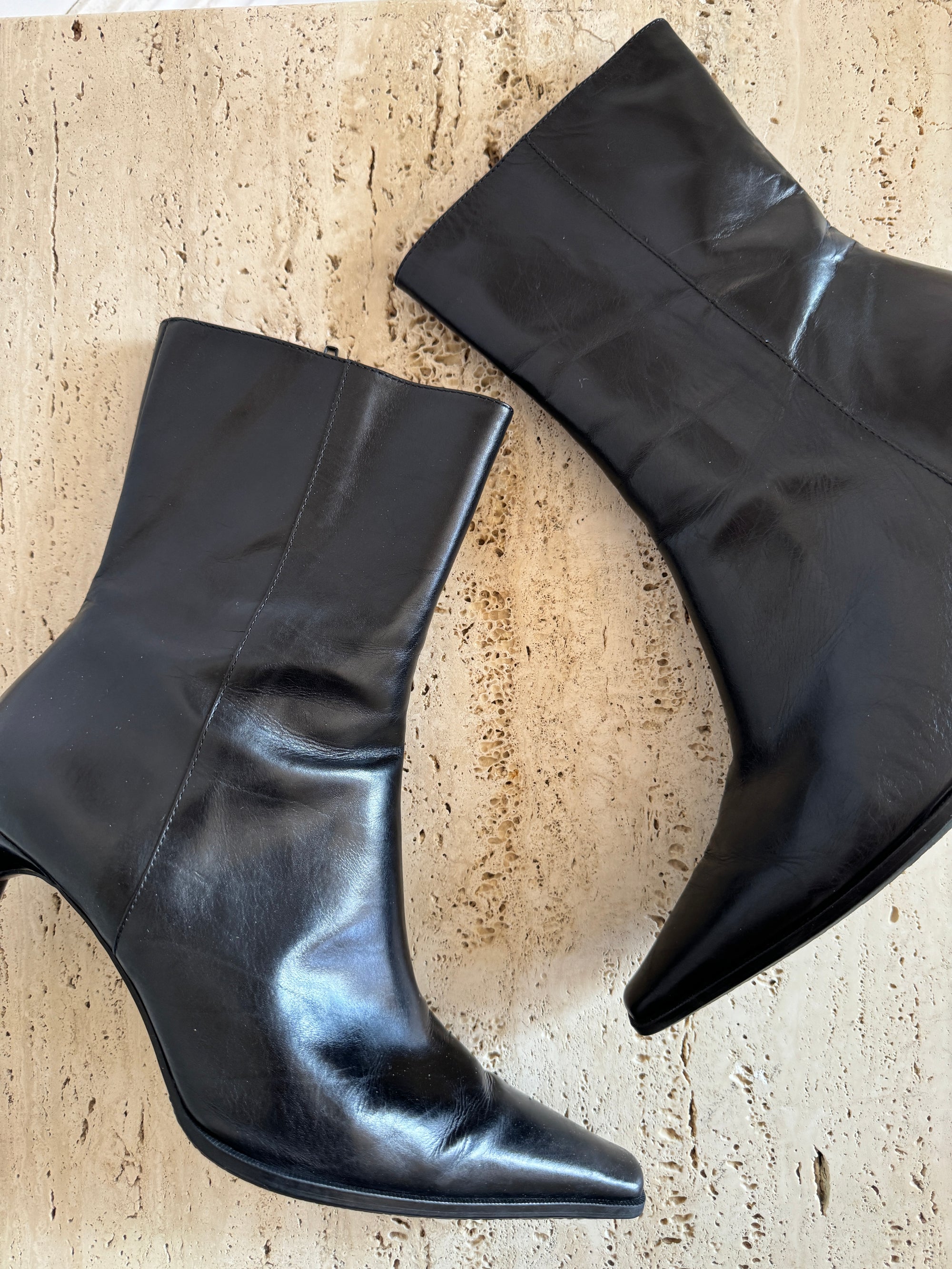 Vintage 90s Leather Pointed Ankle Boots Black