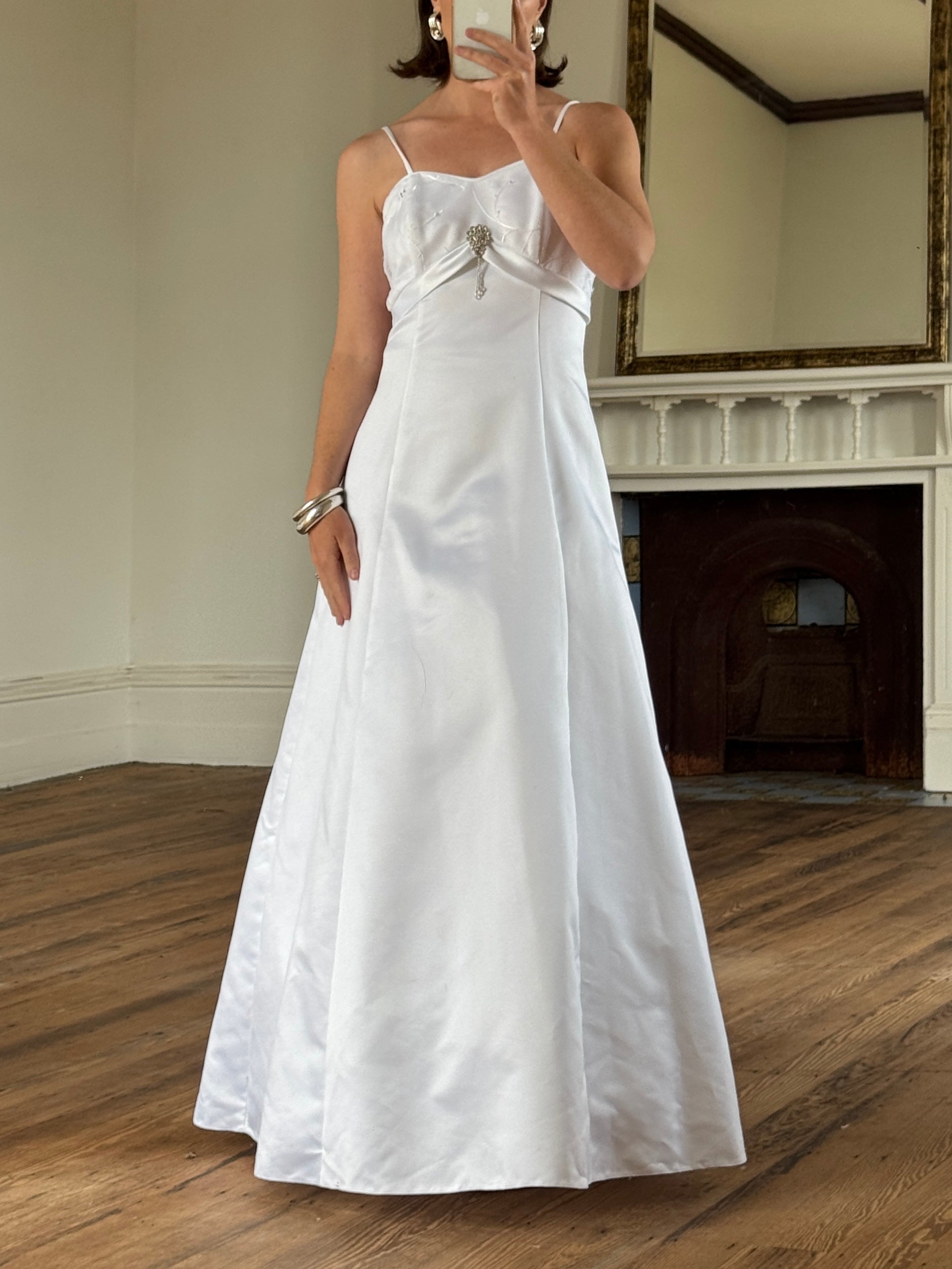 Vintage 90s A-Line Satin Wedding Dress with Rhinestone Pendant