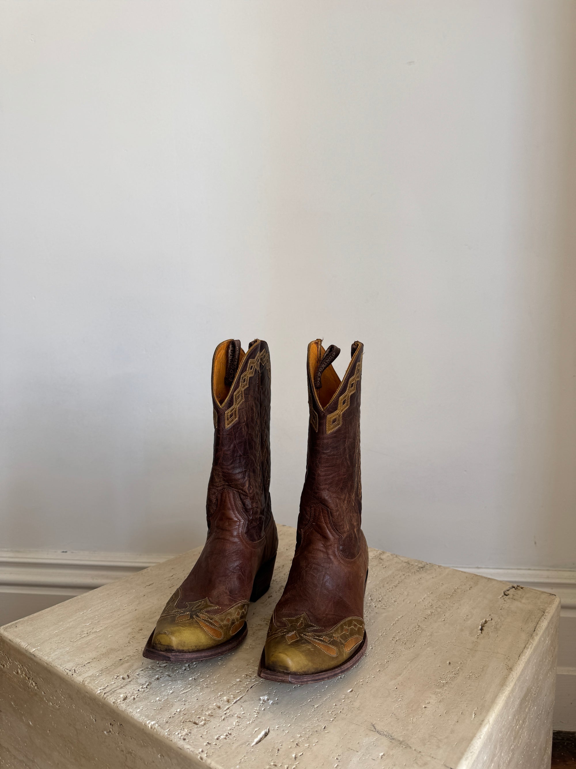 Vintage Mexican Old Gringo Western Cowboy Boots Cognac Brown