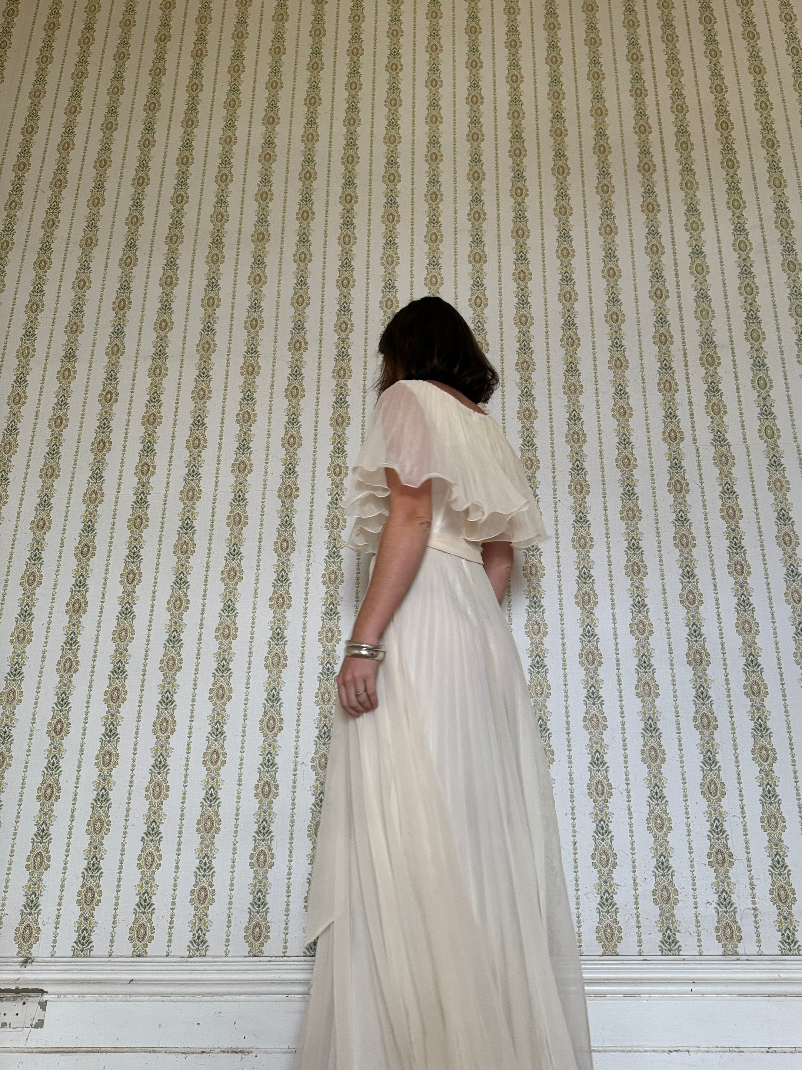 Vintage 60s Pleated Flutter Maxi Creme