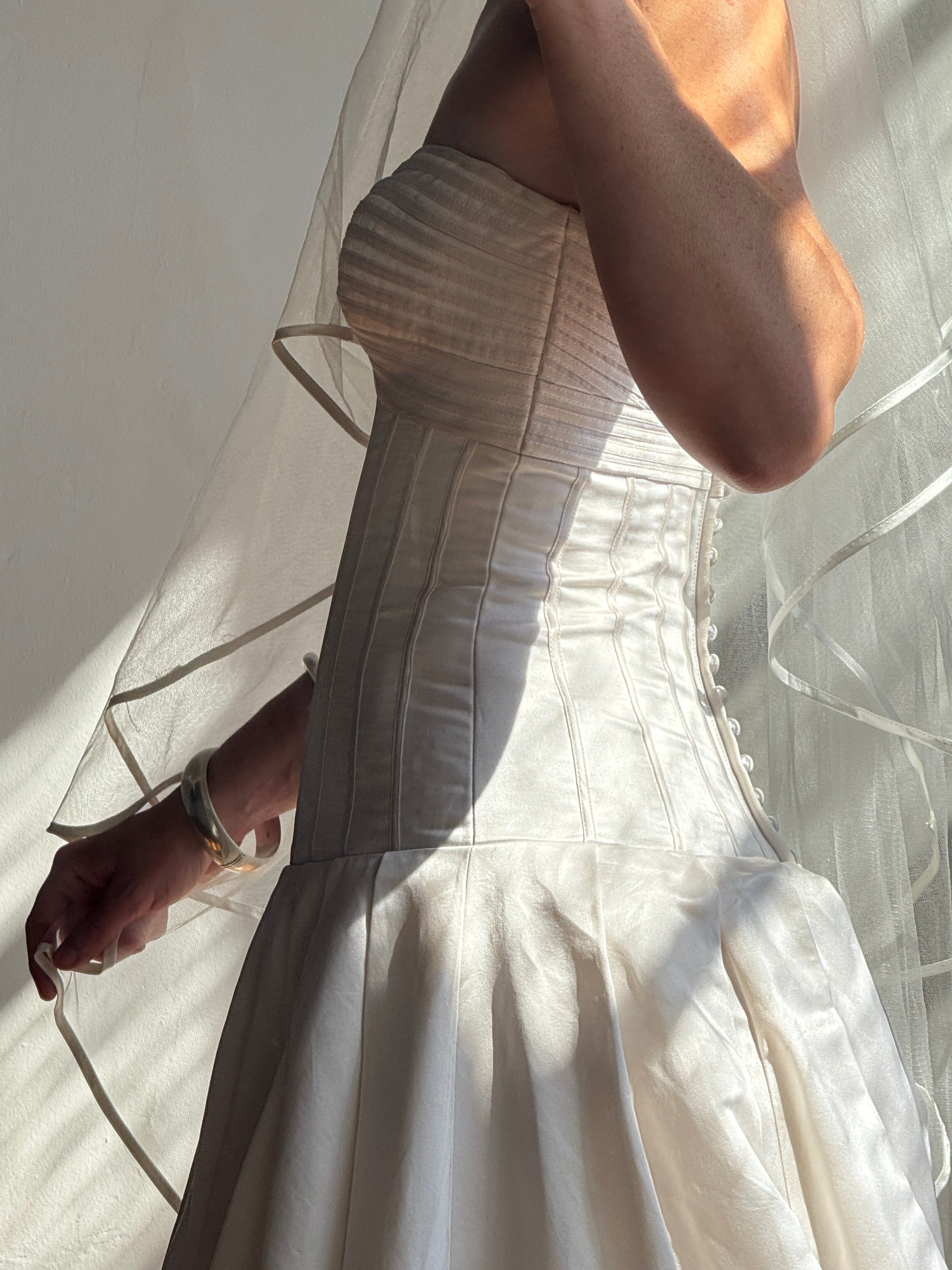 Vintage Single Layer Tulle Veiled Hair Piece