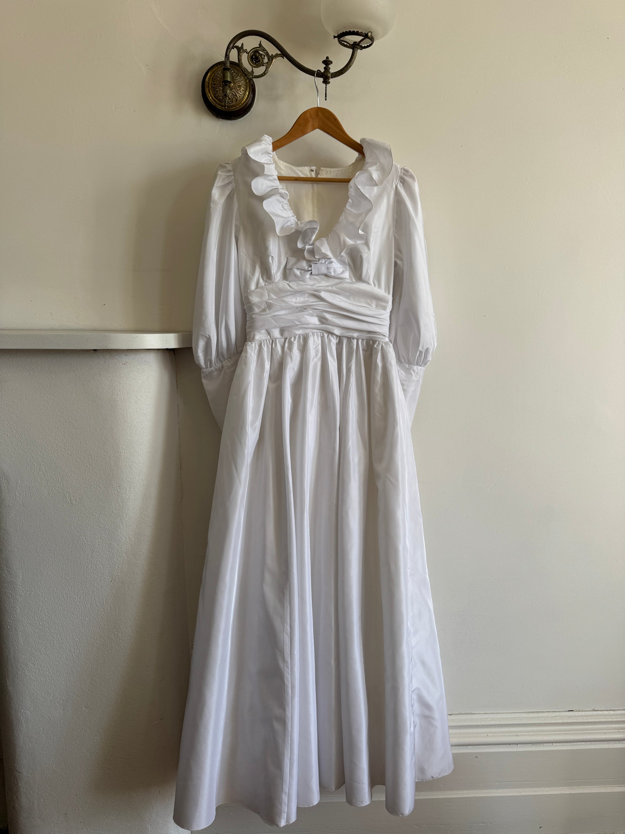 Vintage 70s Taffeta Frill Wedding Dress with Bow
