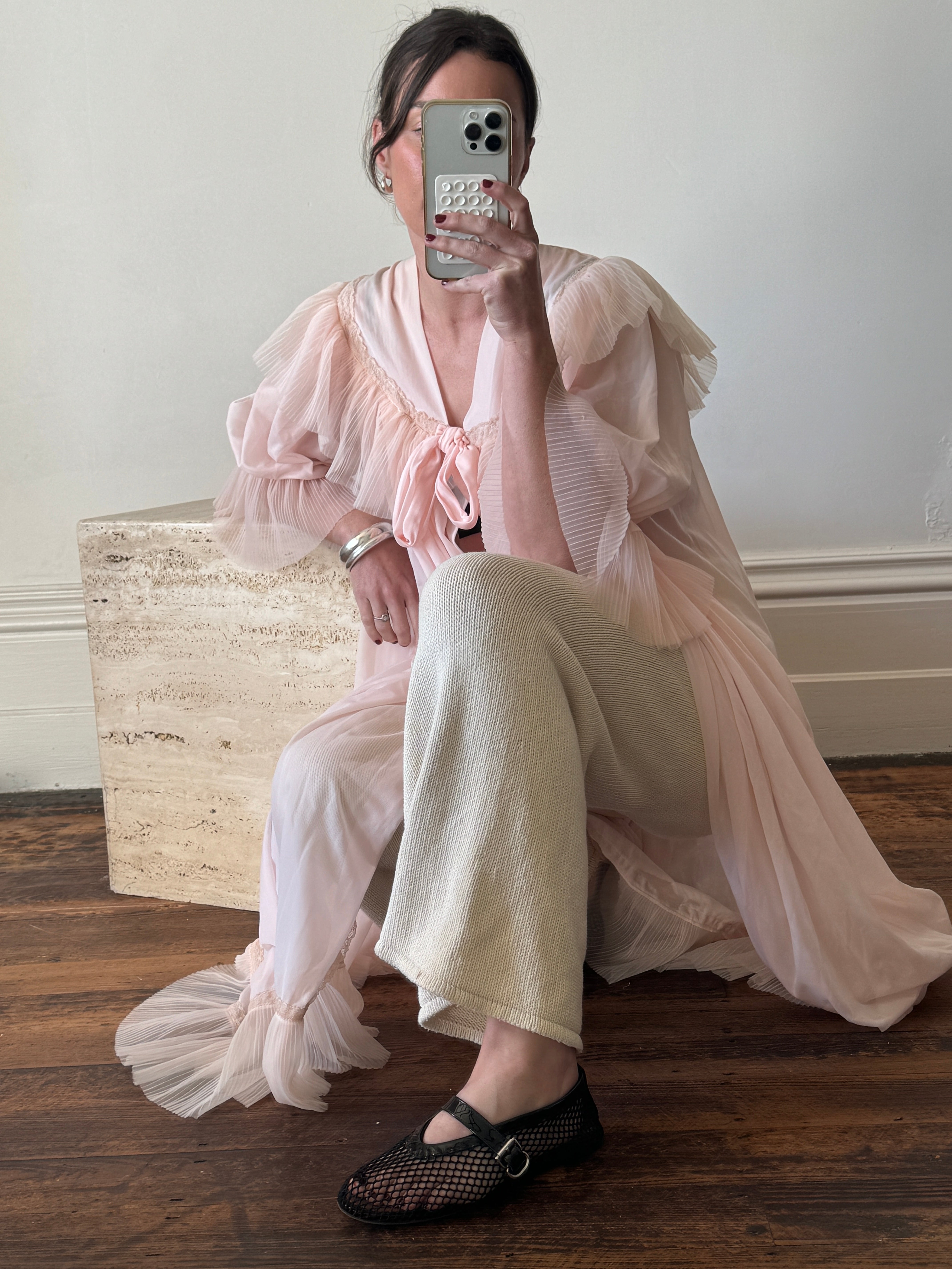 Vintage Pink Pleated Frill Tie Peignoir Cape