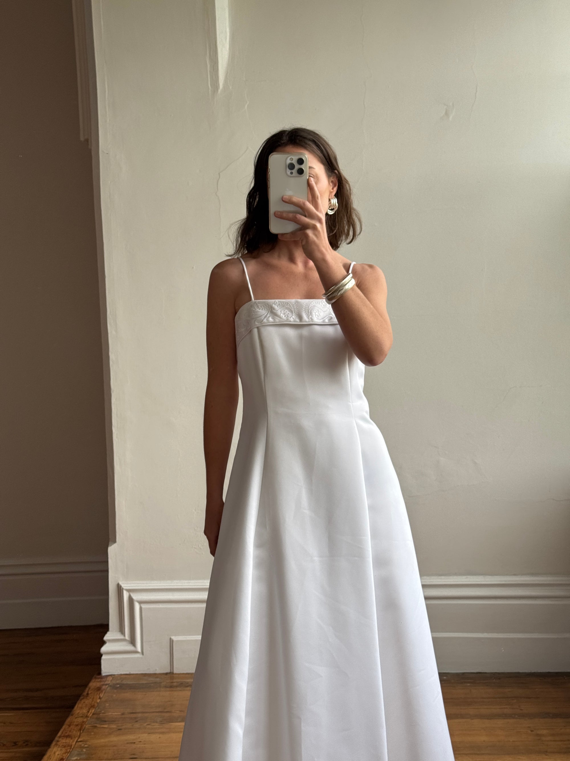 Vintage 90s Classic Strapless Wedding Gown