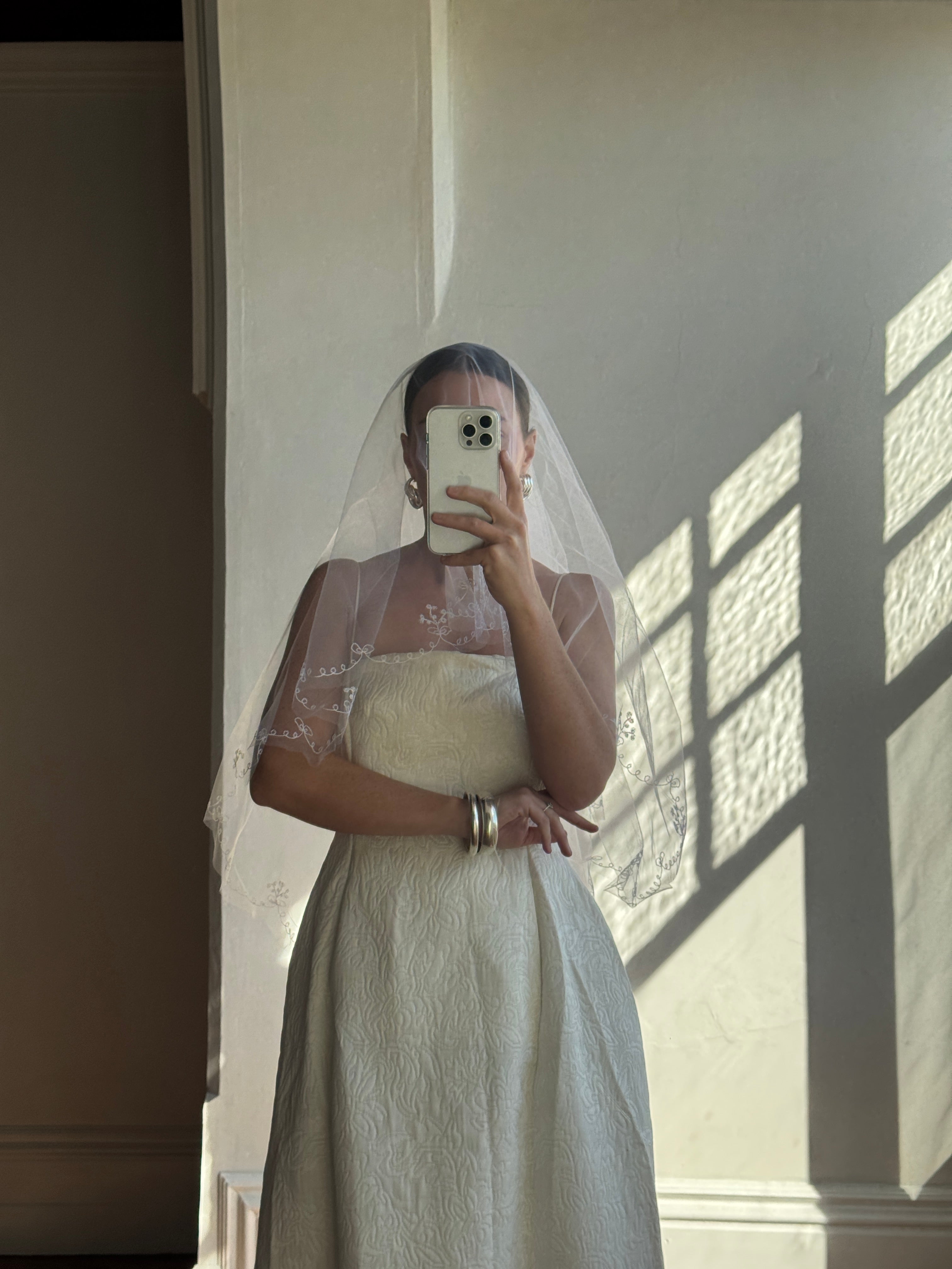 Vintage Y2K Pearl Brocade Tailored Strappy Gown