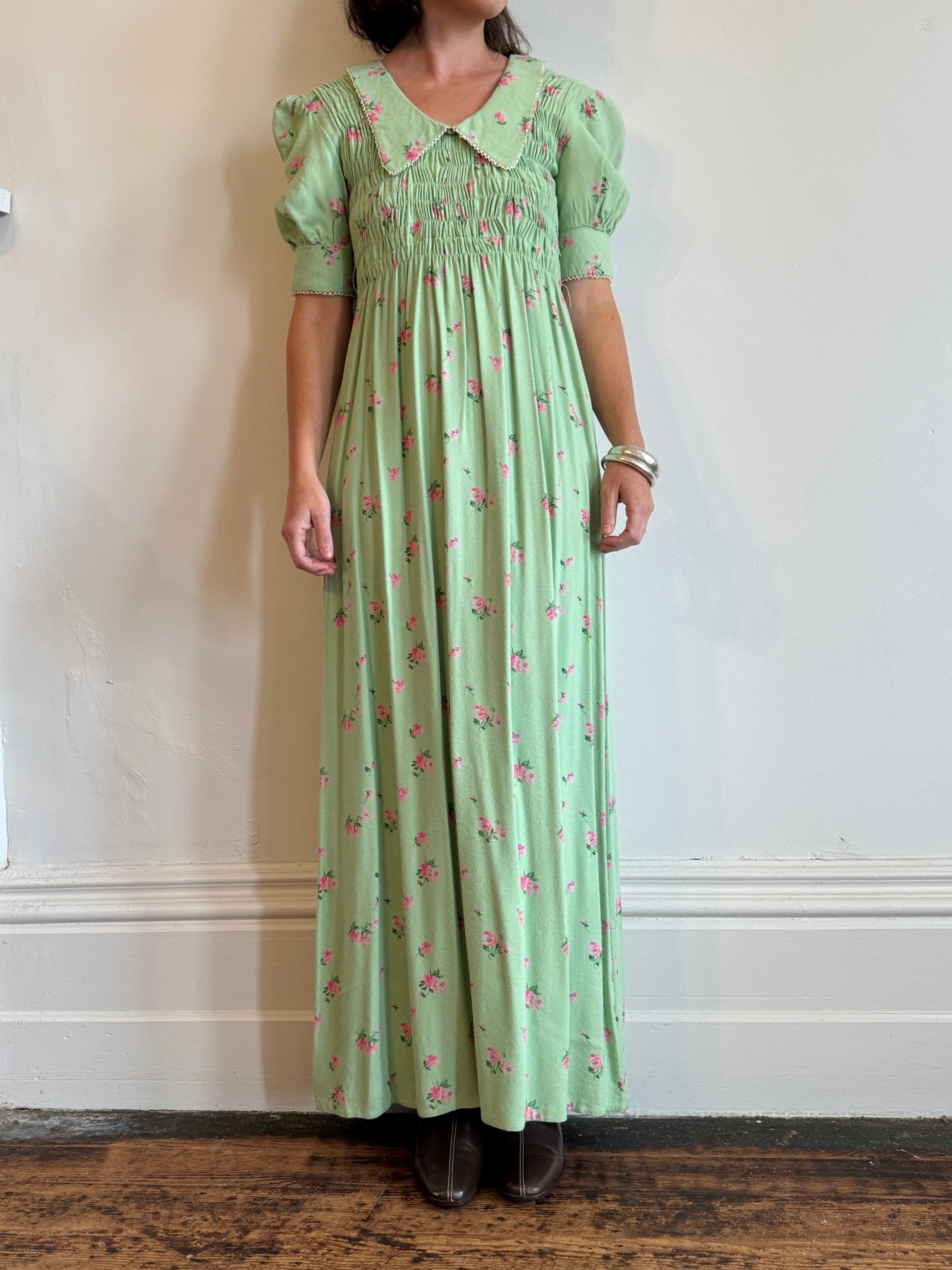 Vintage 70s Petite Floral Collared Maxi Dress