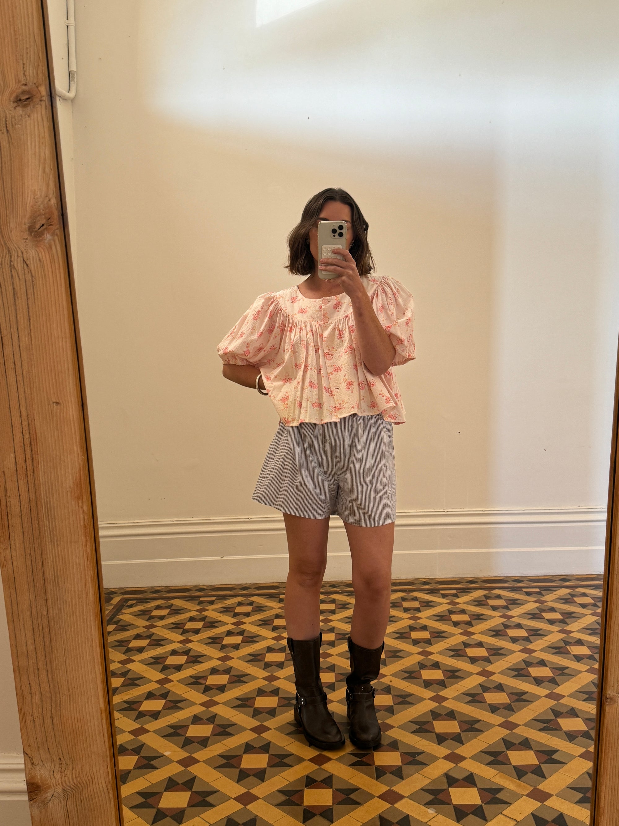 Vintage Puff Sleeve Floral Button Up Blouse Pink
