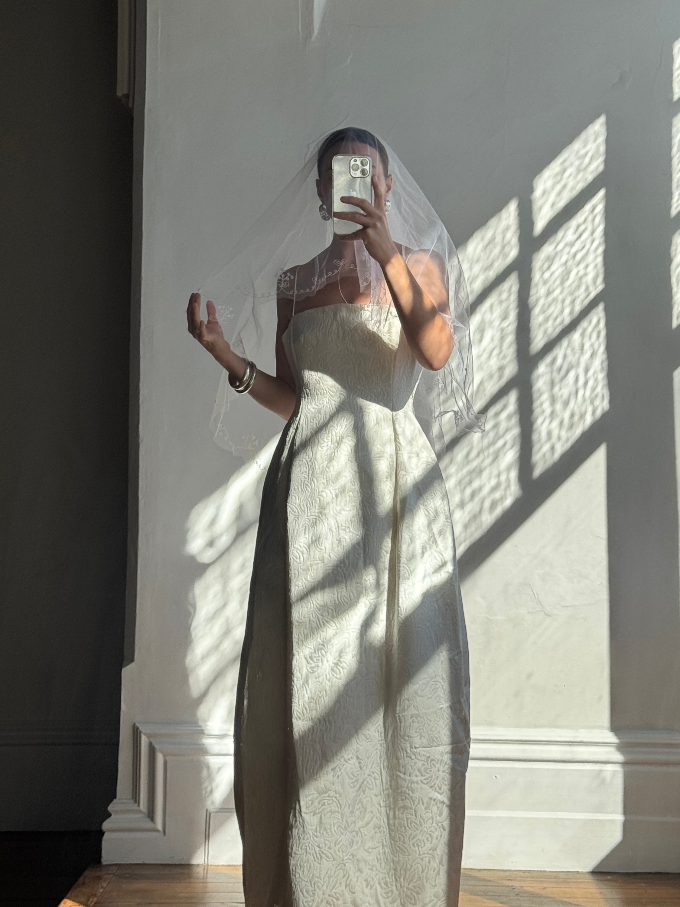 Vintage Y2K Pearl Brocade Tailored Strappy Gown