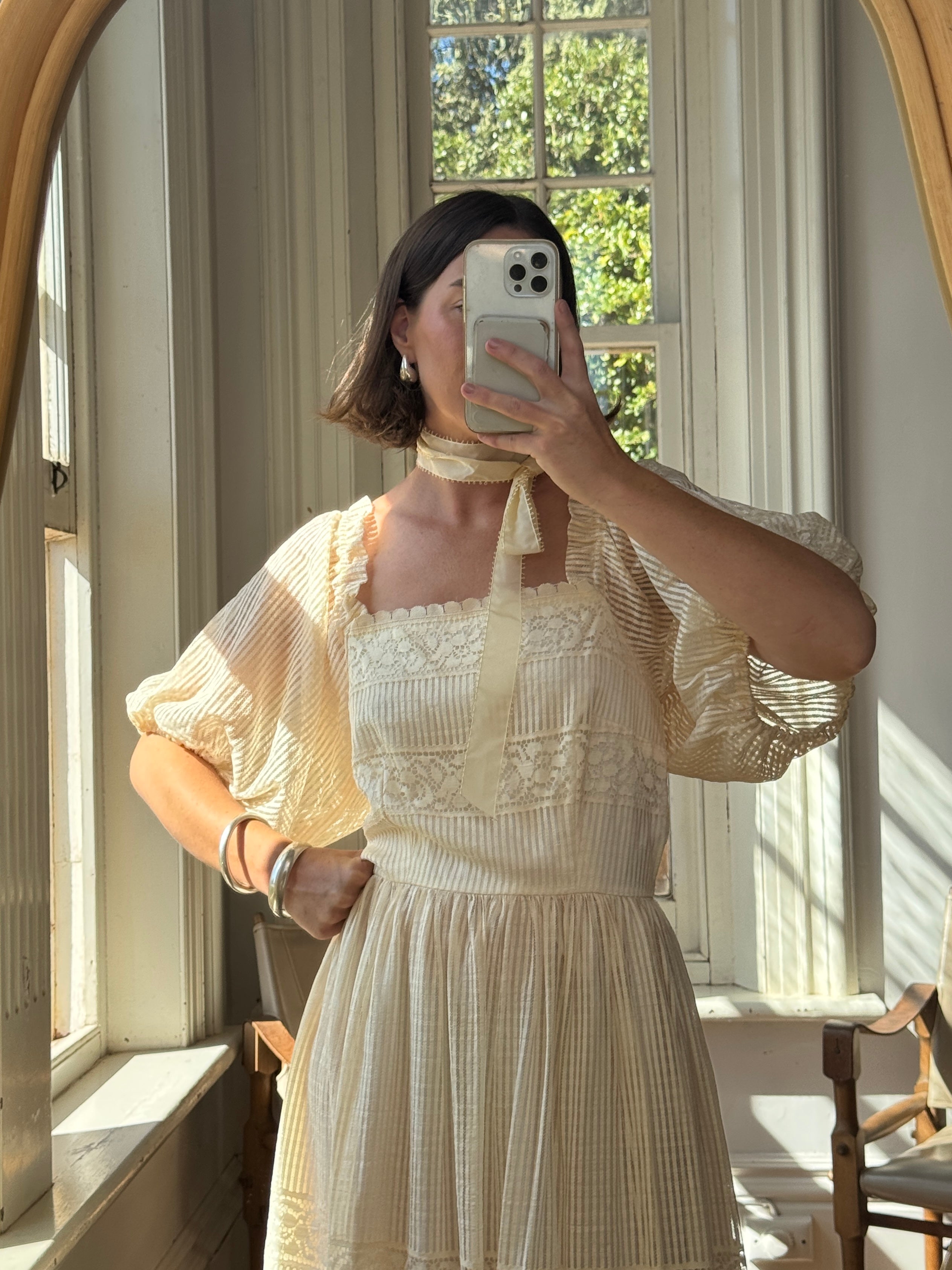 Vintage 70s Prairie Lace Wedding Dress Creme