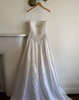 Vintage Y2K Pintuck Pearl Sweetheart Wedding Dress