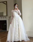 Vintage 1950s White Lace Bow Tulle Bridal Gown