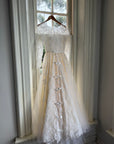 Vintage 1950s White Lace Bow Tulle Bridal Gown