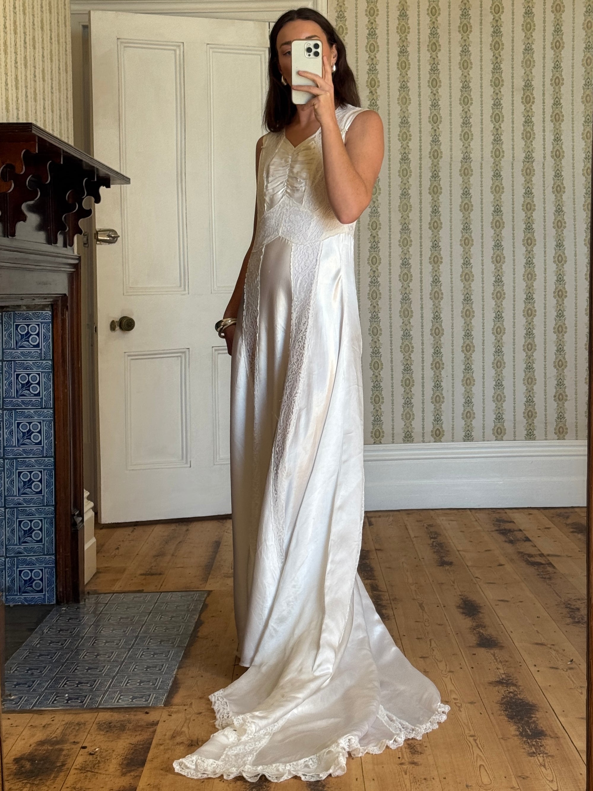 Vintage 40s Liquid Satin Sleeveless Lace Wedding Gown
