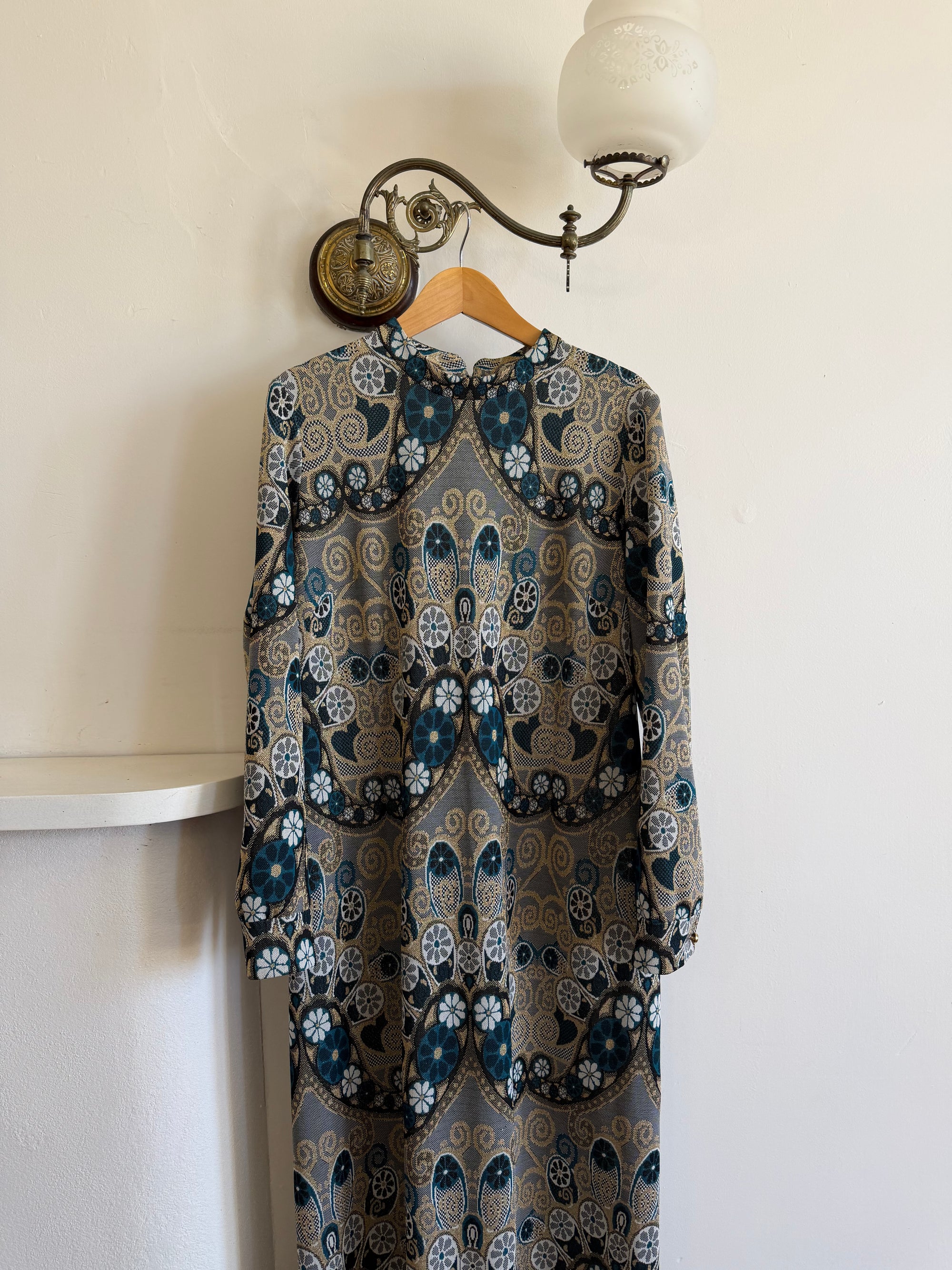 Vintage 70s Paisley Tapestry Long Sleeved Maxi Dress Blue