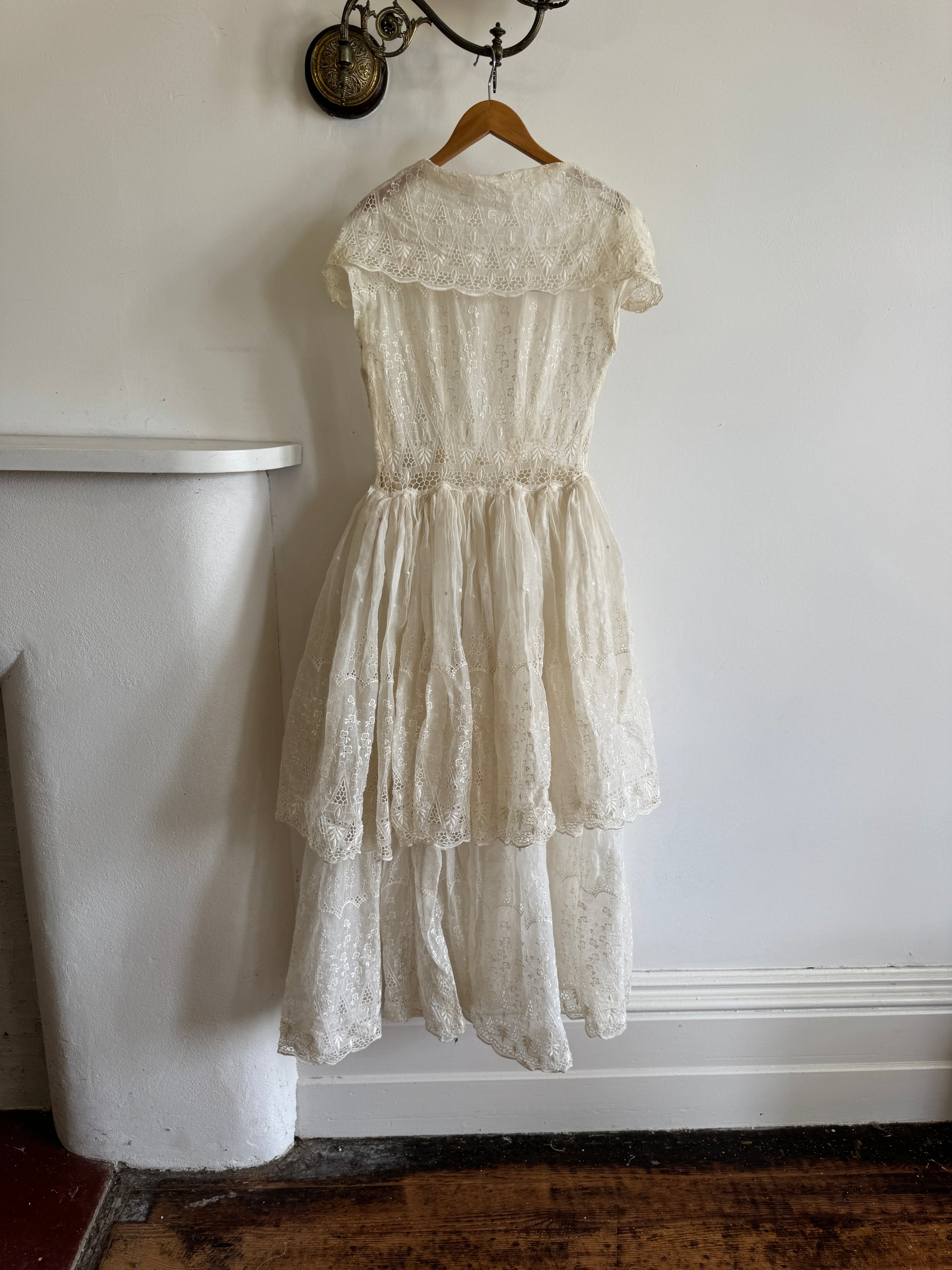 Vintage 50s Sheer Brodiere Anglaise Tiered Wedding Dress