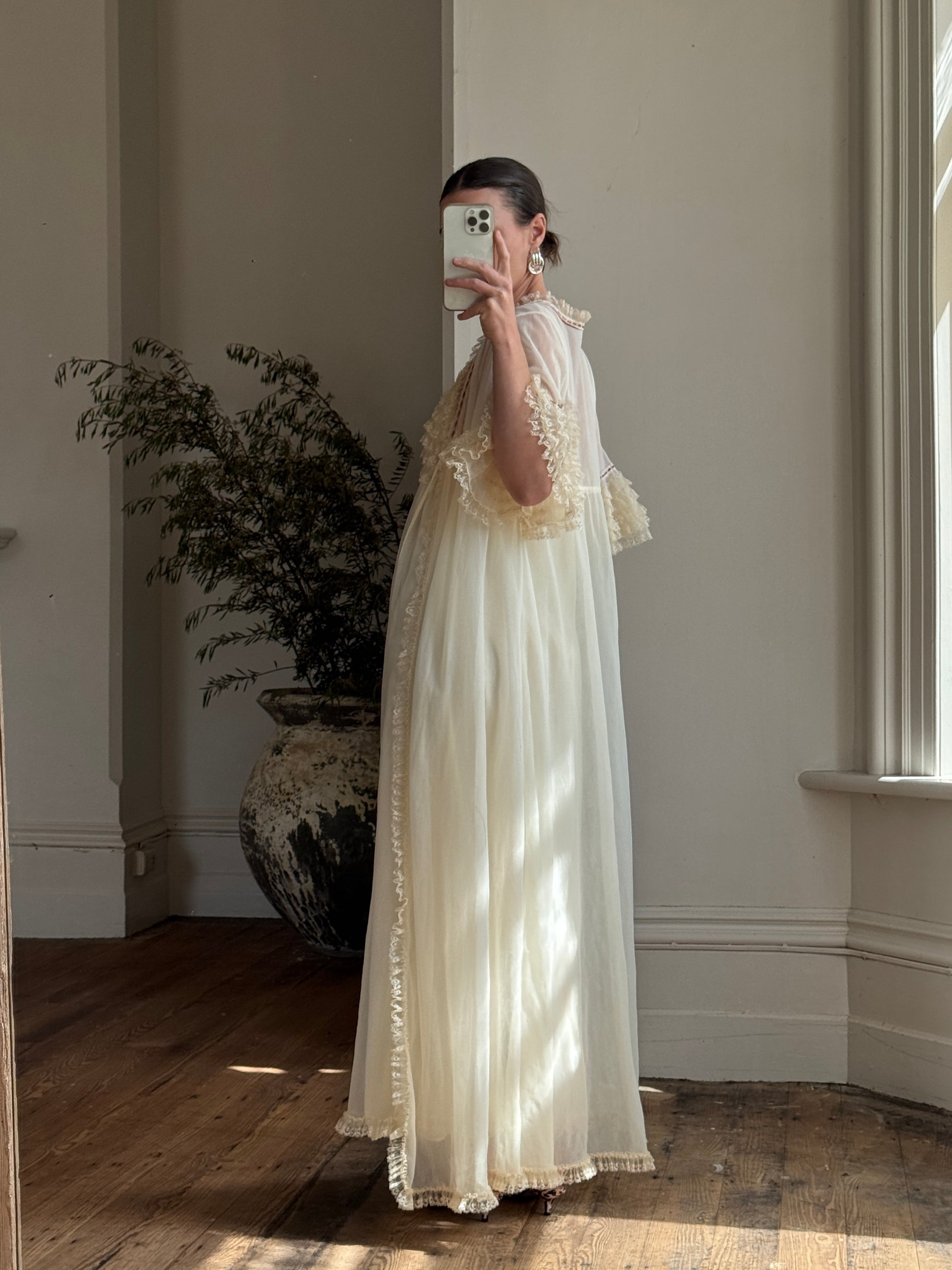 Vintage 70s Red Ribbon Peignoir and Slip Set Creme