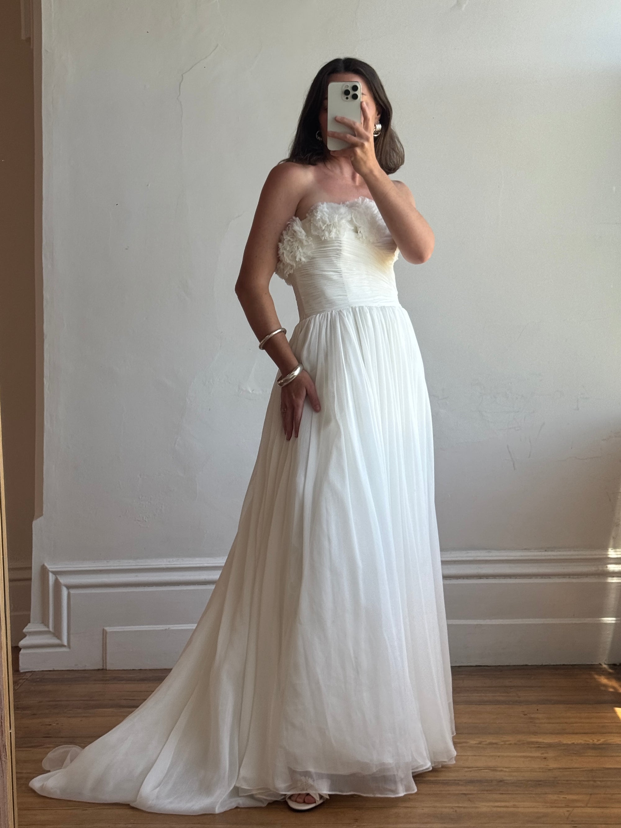 Vintage Y2K Cupcake Strapless Chiffon Wedding Gown