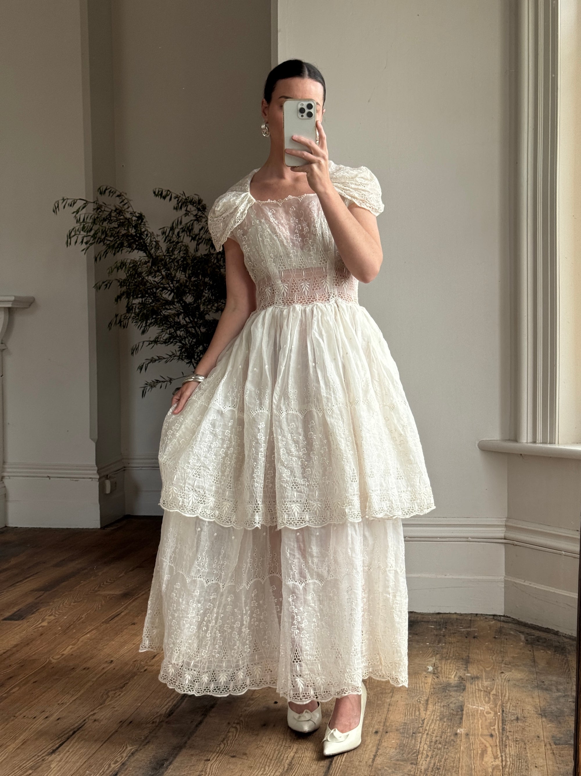 Vintage 50s Sheer Brodiere Anglaise Tiered Wedding Dress