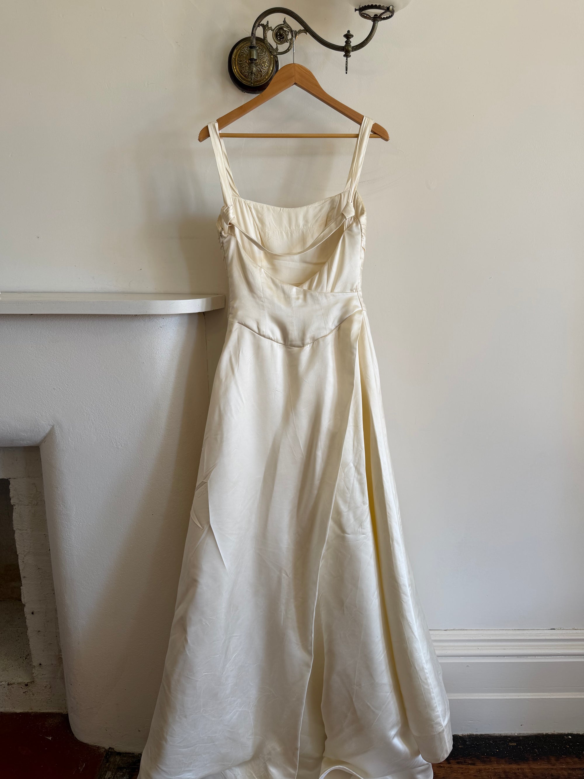Vintage Y2K Vera Wang Silk Pleated Wedding Gown