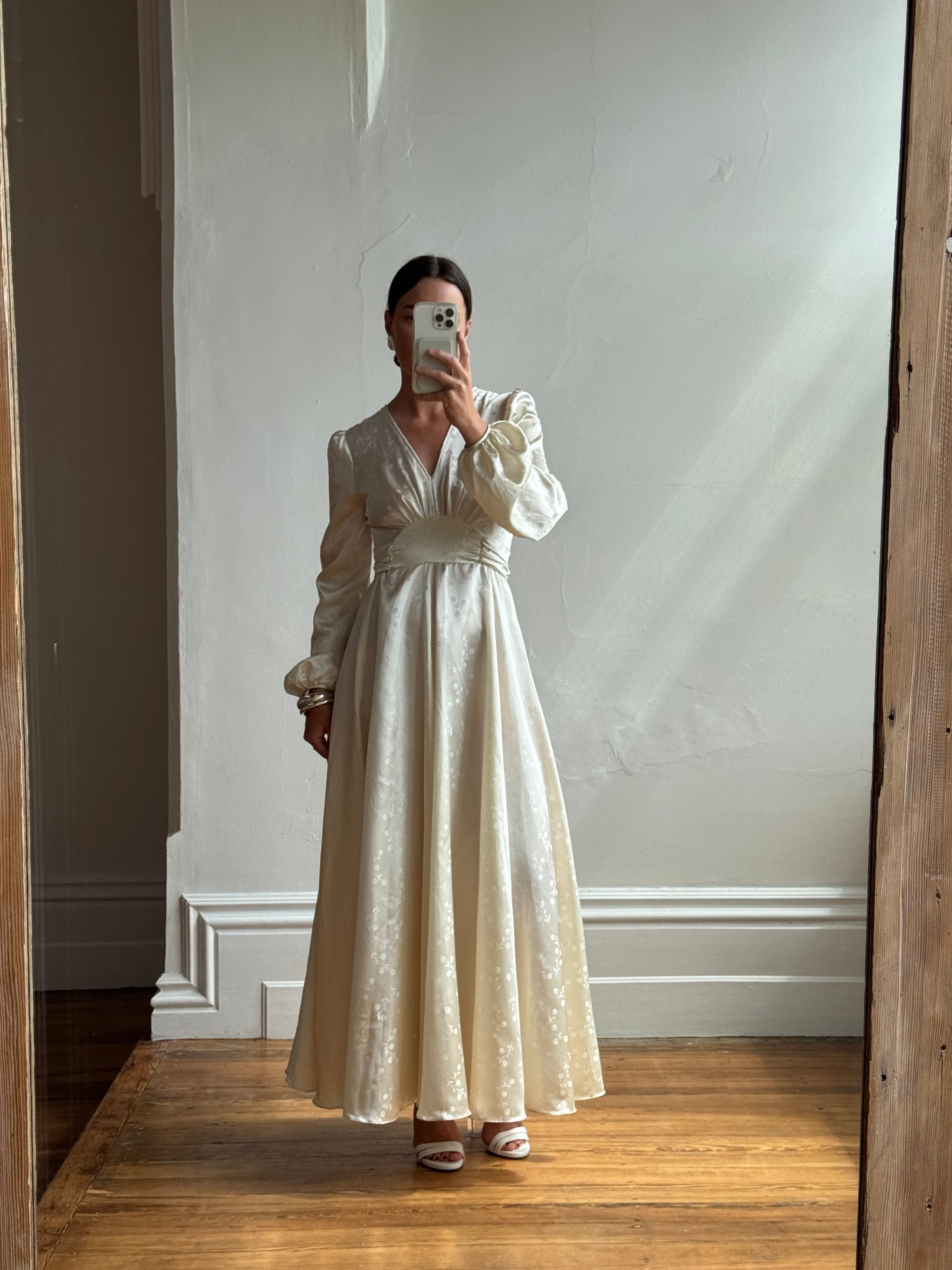Vintage 70s Floral Satin Jacquard Wedding Dress Creme