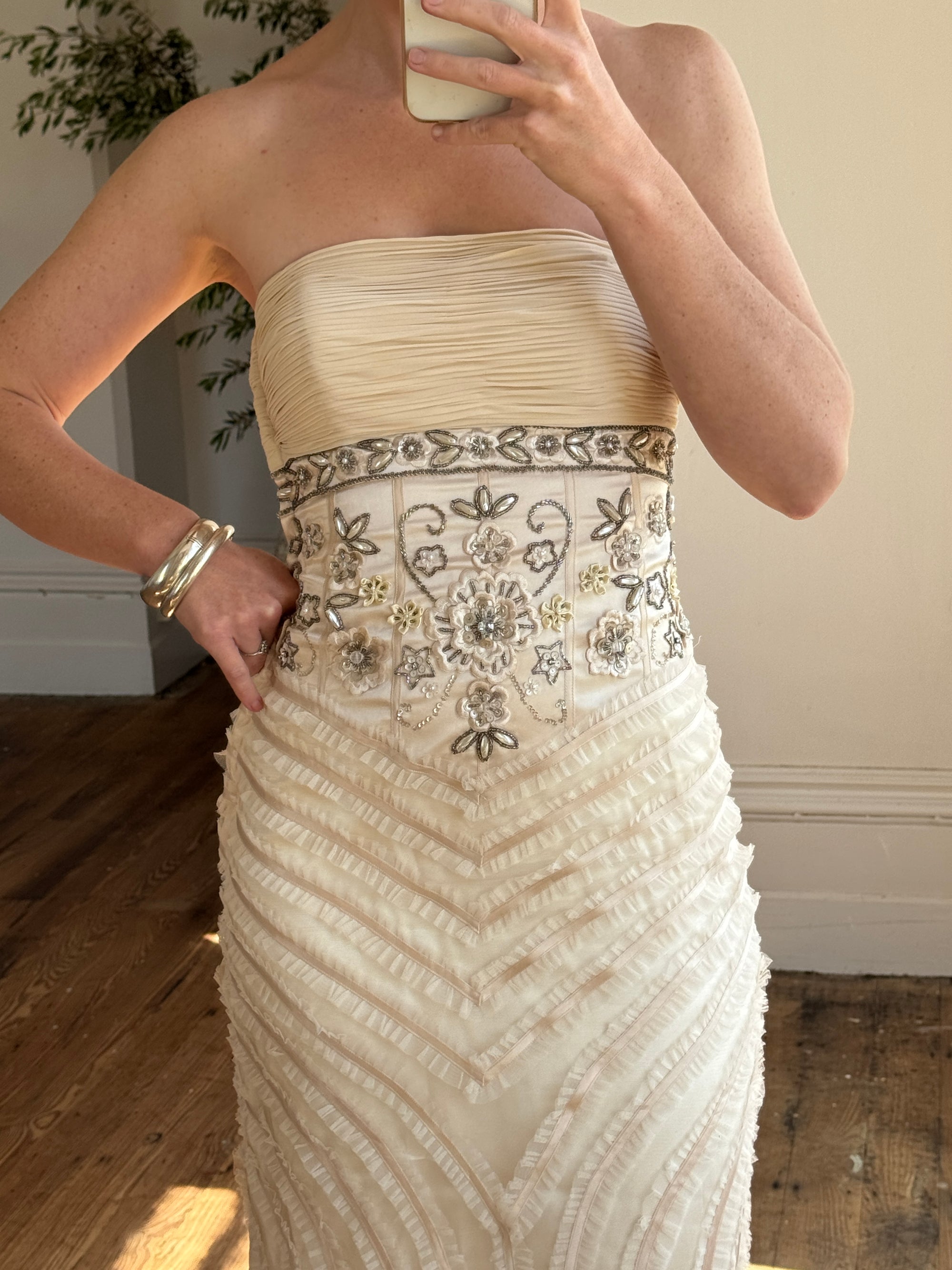 Vintage 90s Embroidered Waist Strapless Wedding Dress Creme