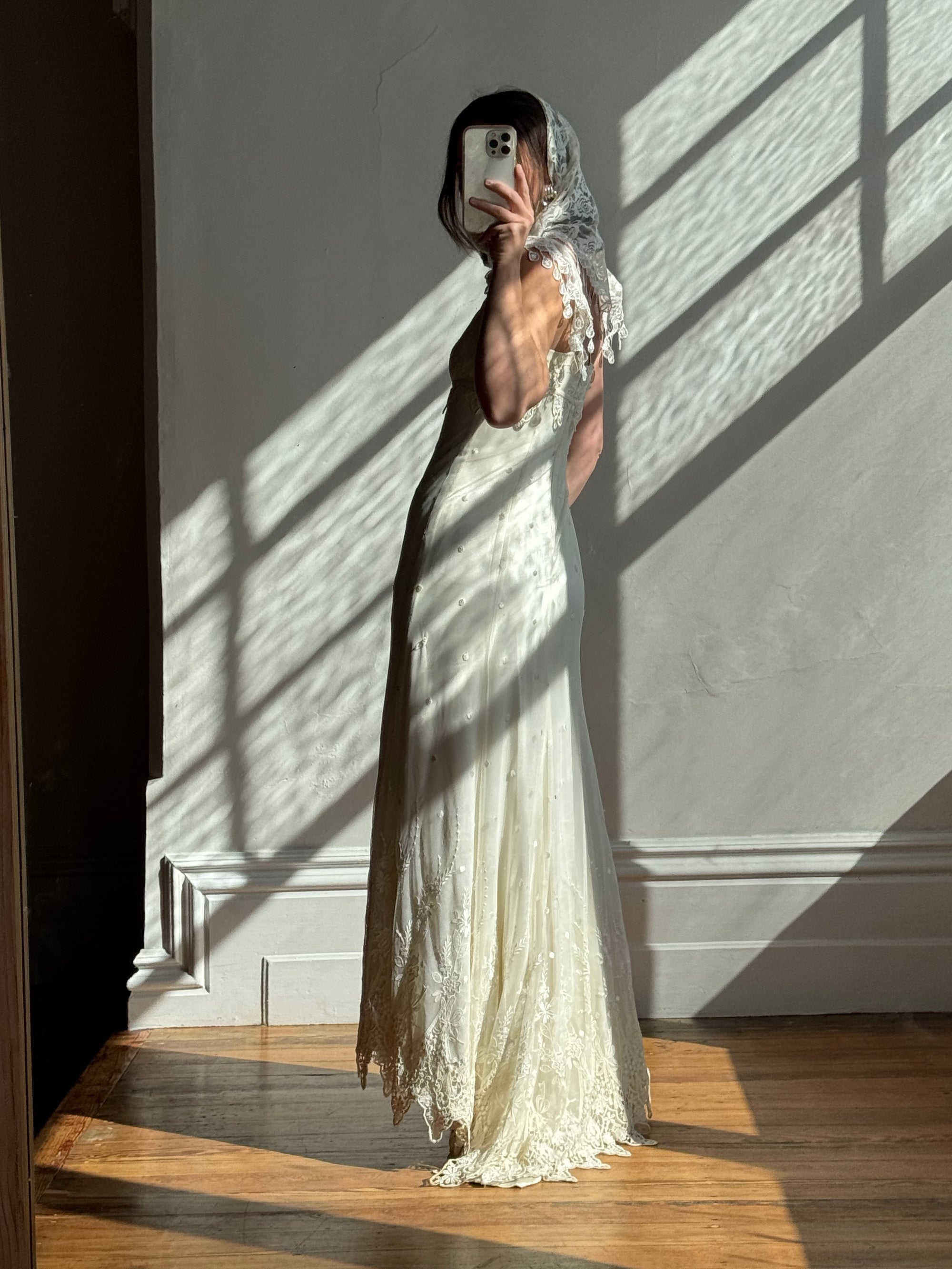 Vintage 90s Boho Lace Net Empire Wedding Dress