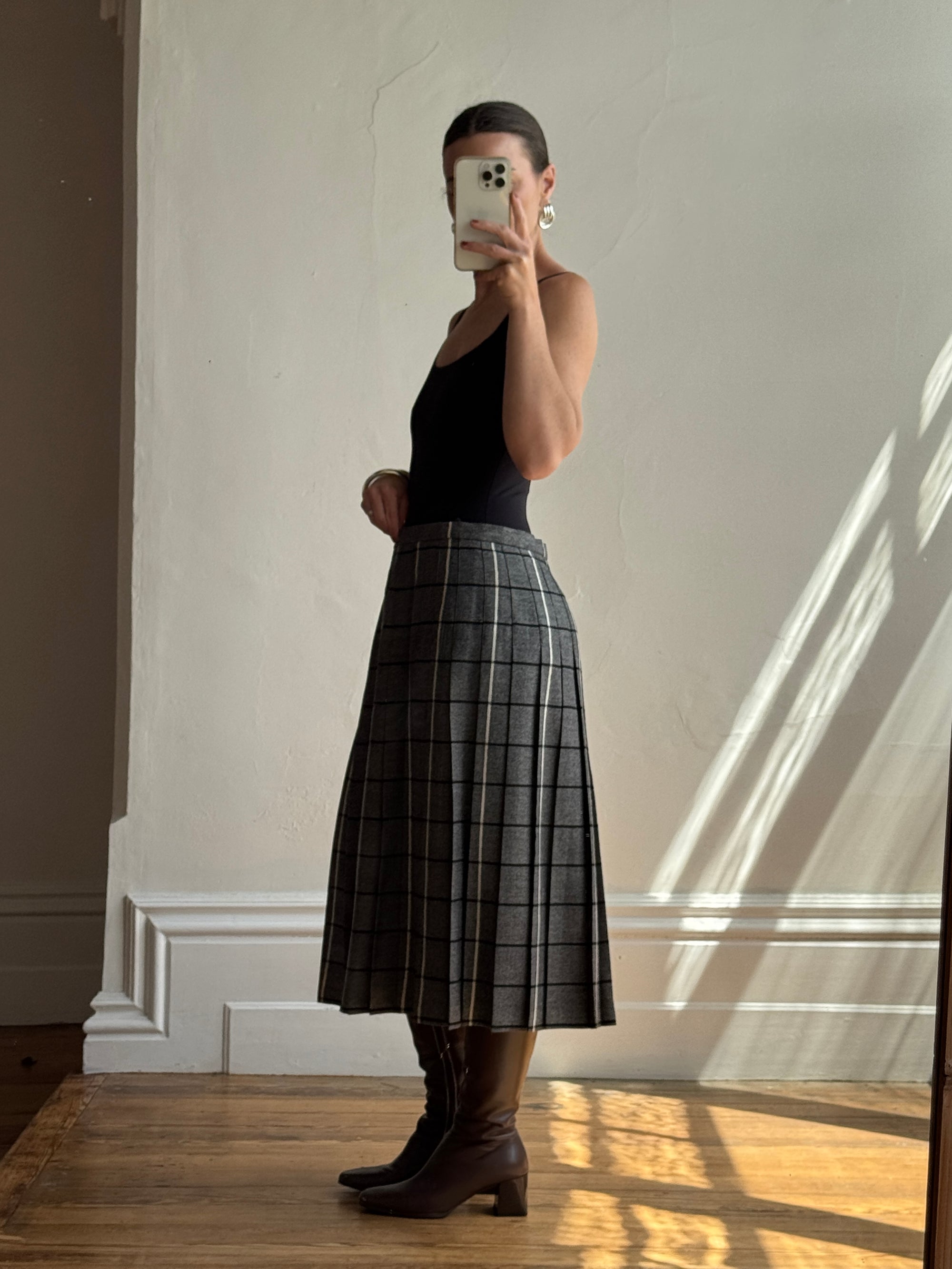 Vintage Scottish Wool Grey Plaid Pleated Midi Skirt