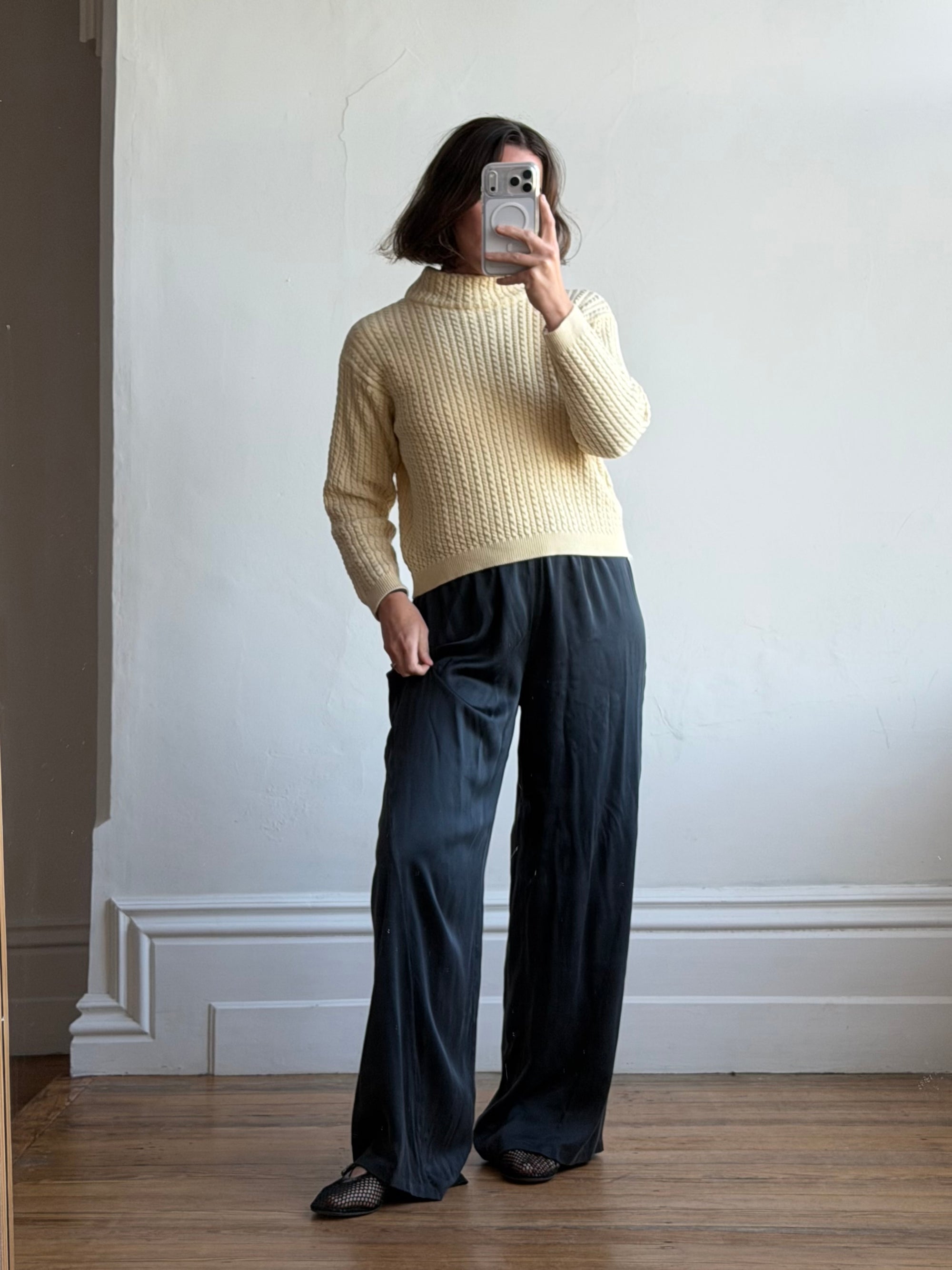 Vintage 90s Australian Pure Wool Cable Knit Jumper Creme