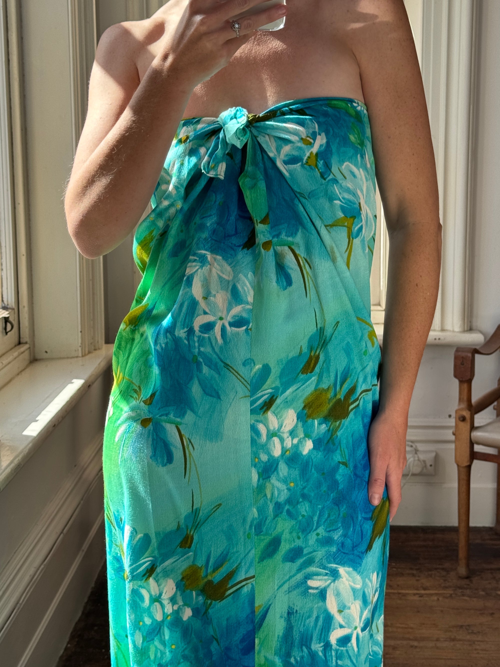 Vintage 70s Hawaiian Sarong Dress Watercolour Floral