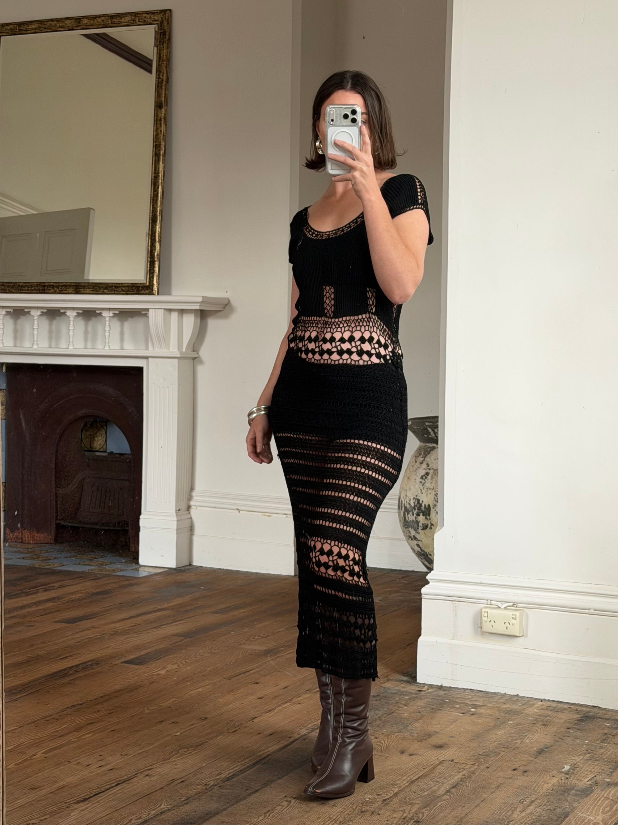 Vintage 70s Crochet Knit Cap Sleeve Midi Dress
