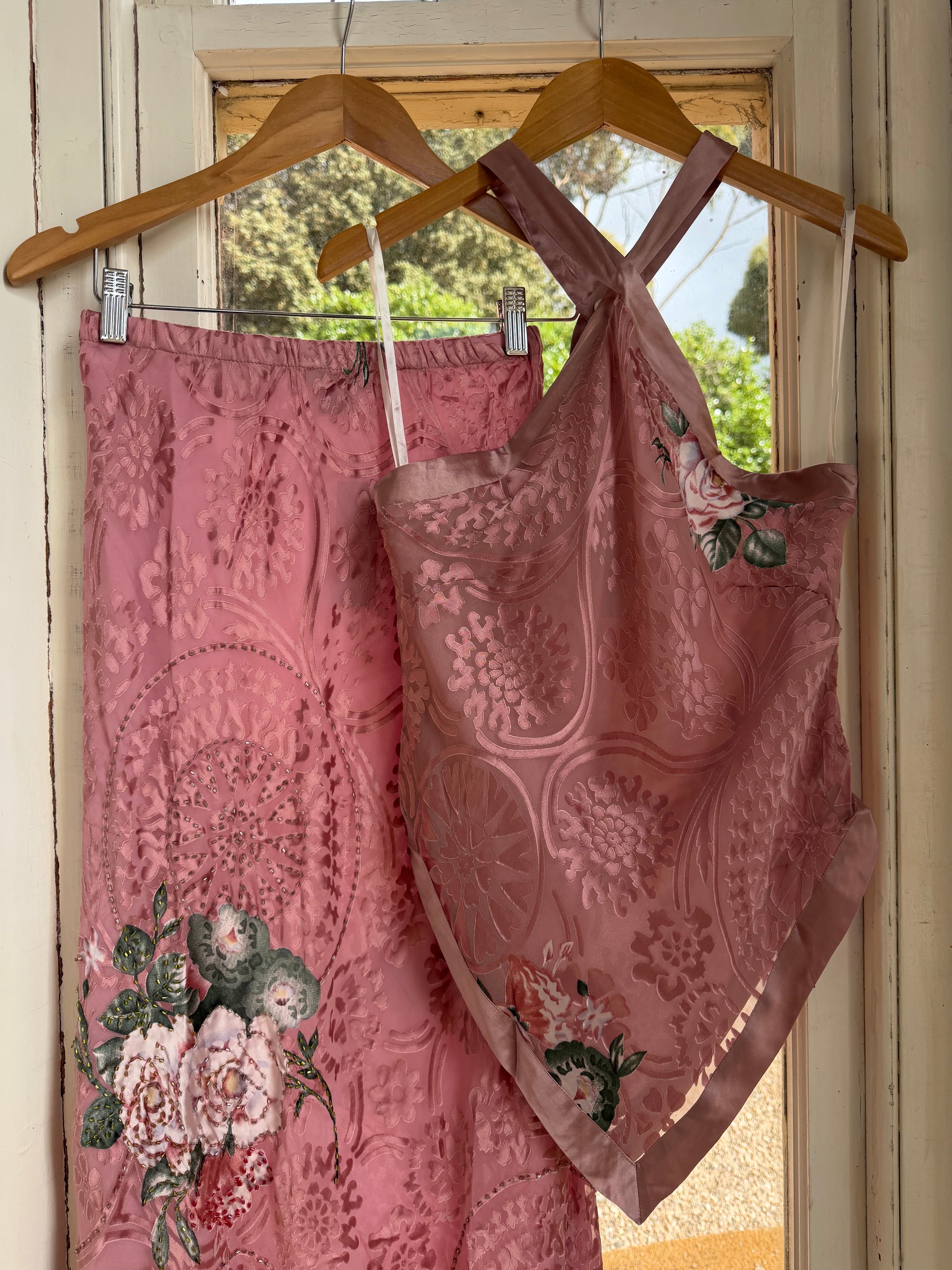 Vintage 90s Dusty Rose Floral Silk Halter Scarf Top and Skirt Set