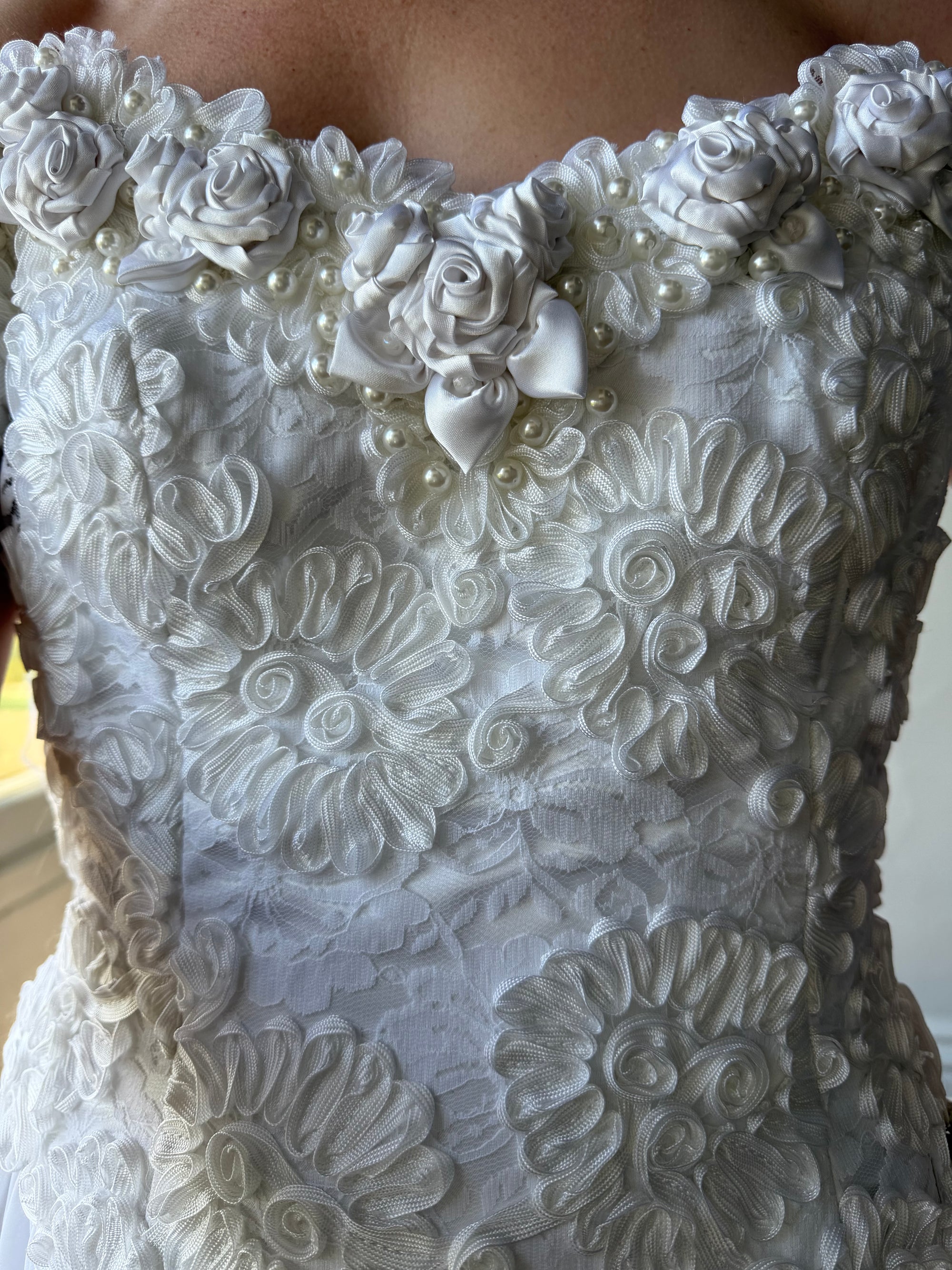 Vintage 80s 3D Floral Off Shoulder Bridal Gown and Veil