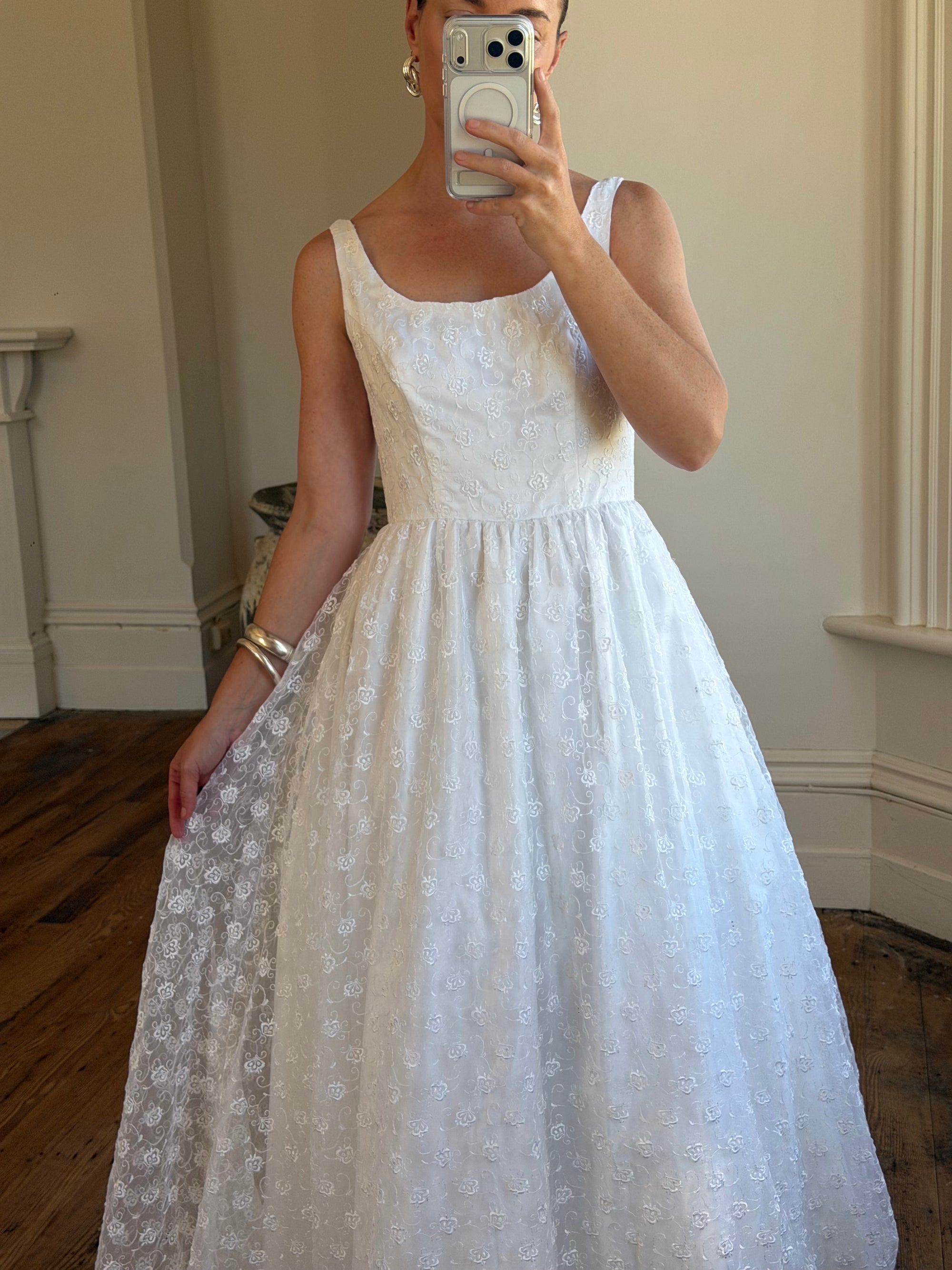 Vintage 90s Scoop Neck Floral Wedding Dress