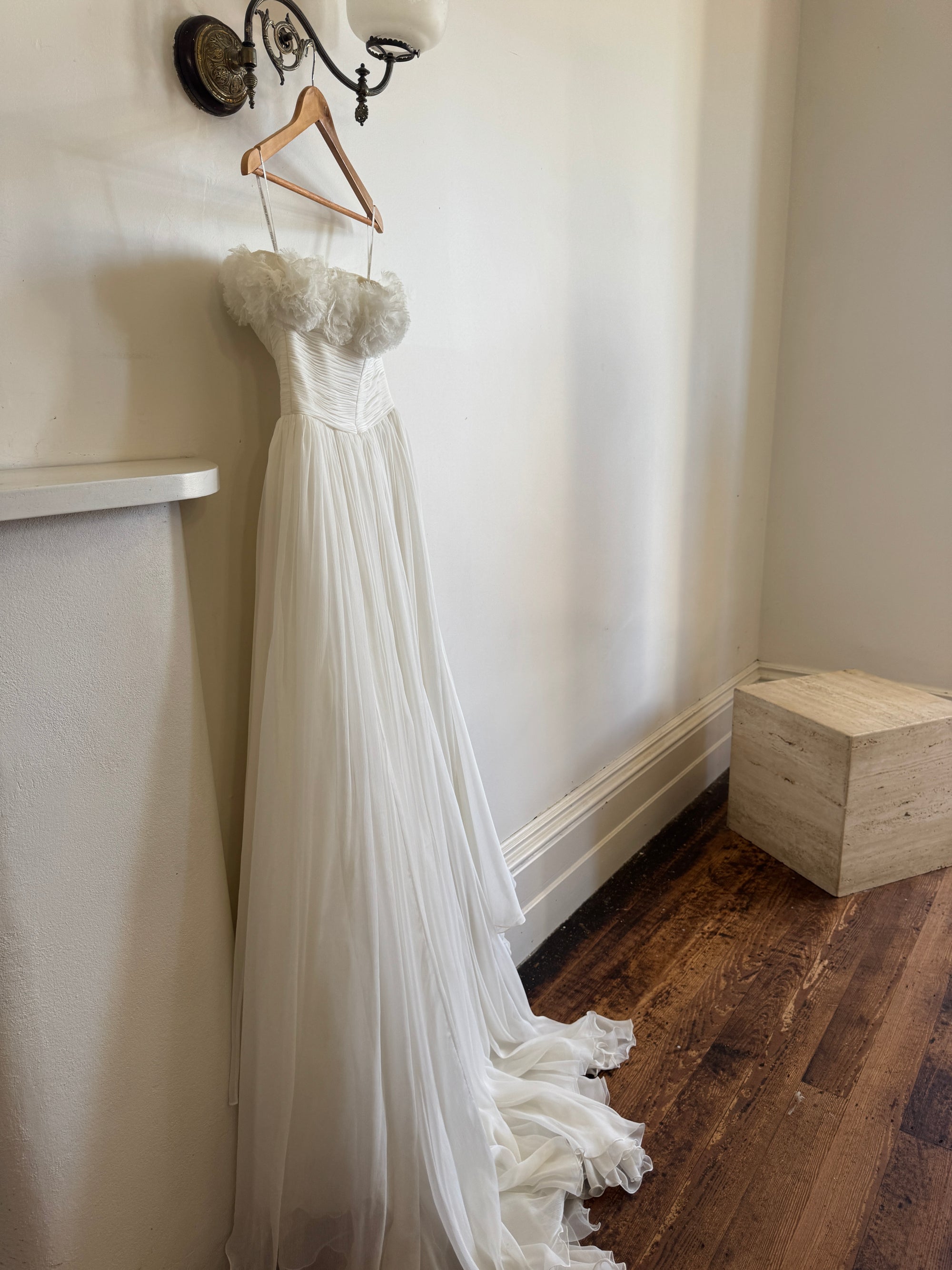 Vintage Y2K Cupcake Strapless Chiffon Wedding Gown