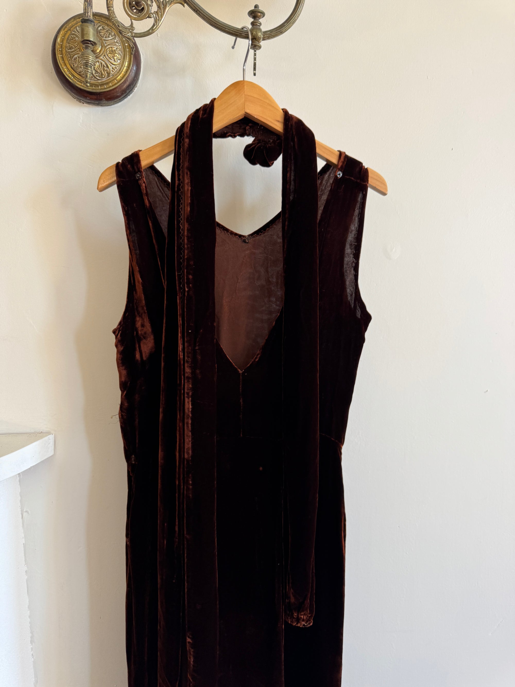 Vintage 30s Brown Velvet Bias Cut Dress With Rosette tie