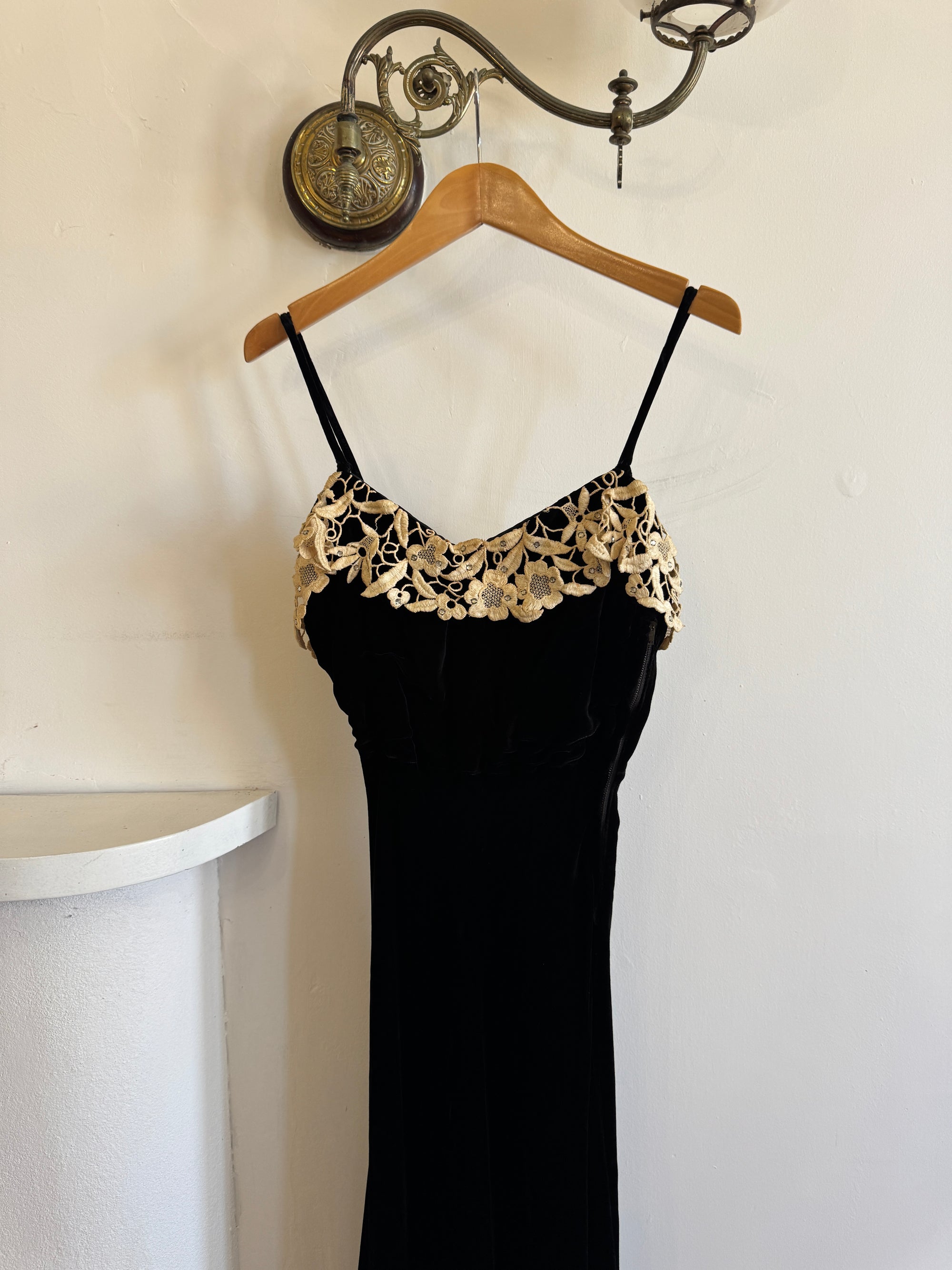 Vintage 40s Velvet Bias Strappy Dress with Lace Trim Noir