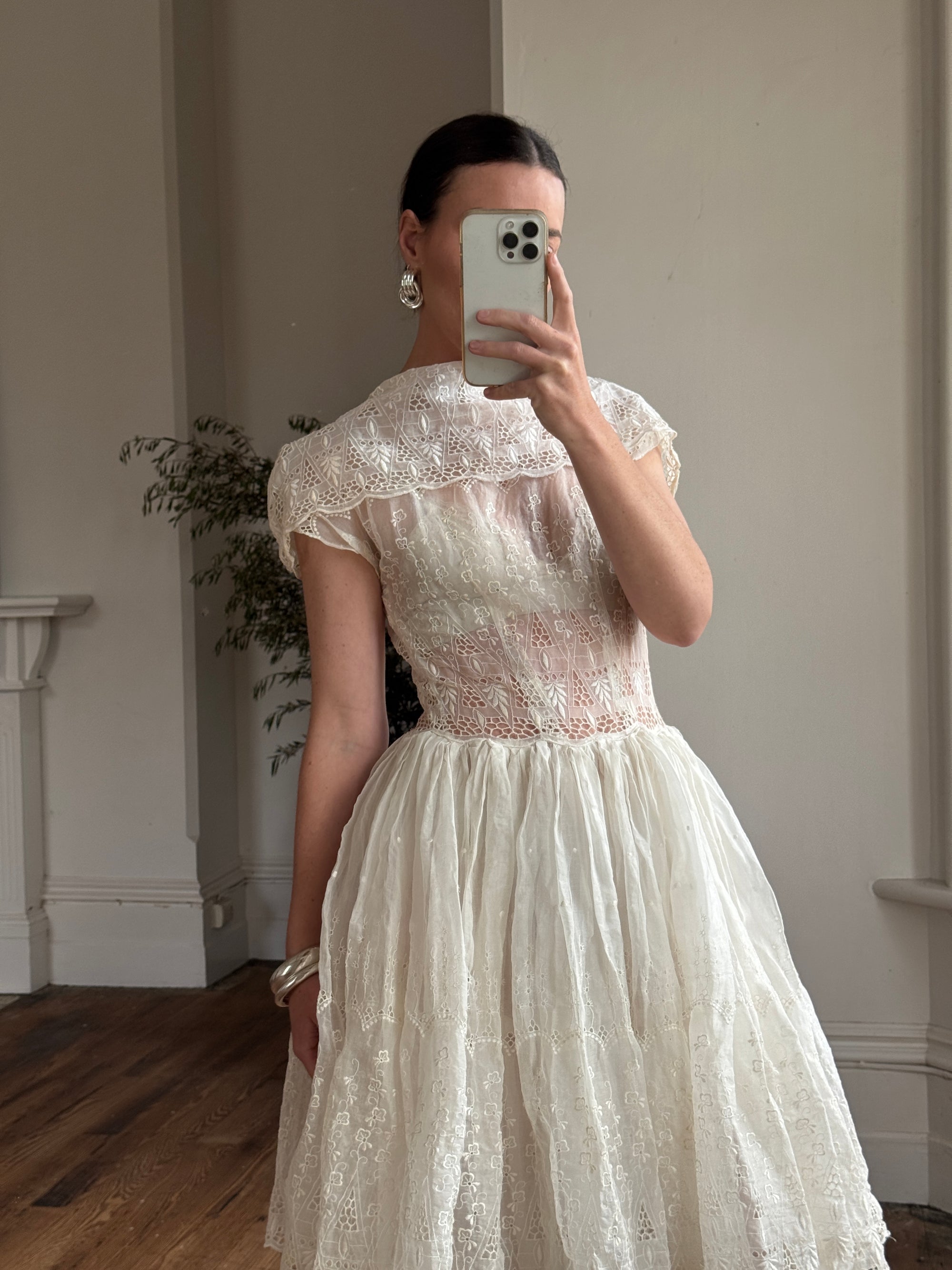 Vintage 50s Sheer Brodiere Anglaise Tiered Wedding Dress
