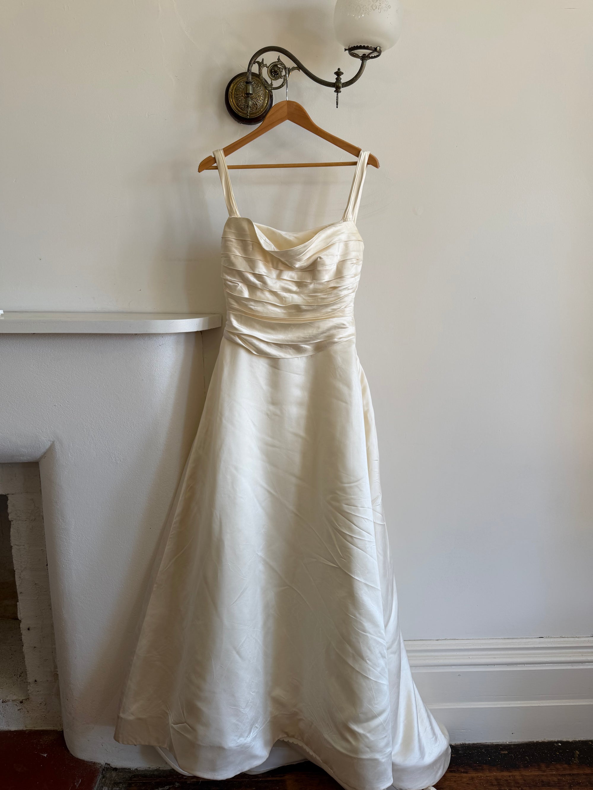 Vintage Y2K Vera Wang Silk Pleated Wedding Gown