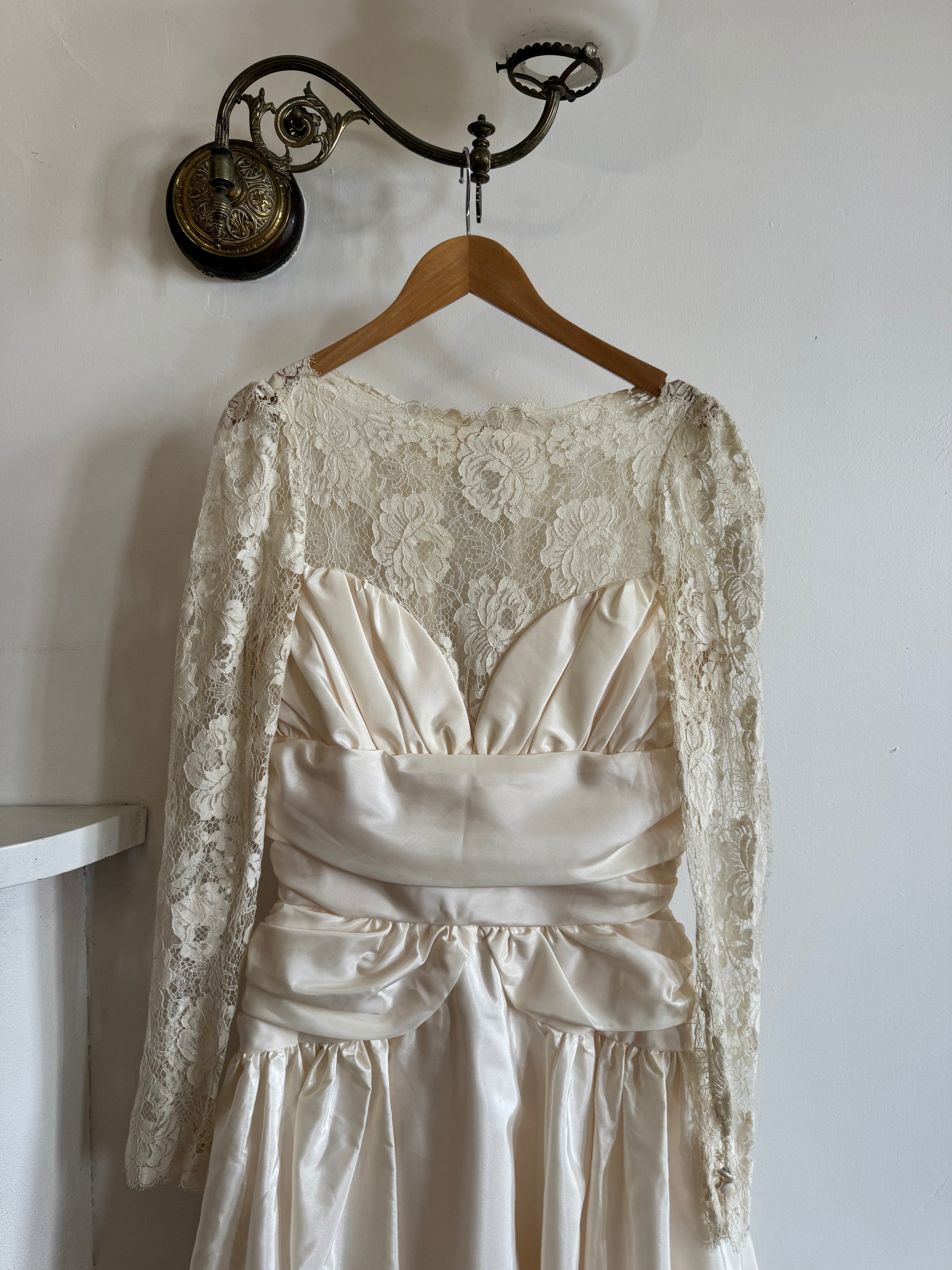 Vintage 80s Creme Taffeta Lace Midi Dress