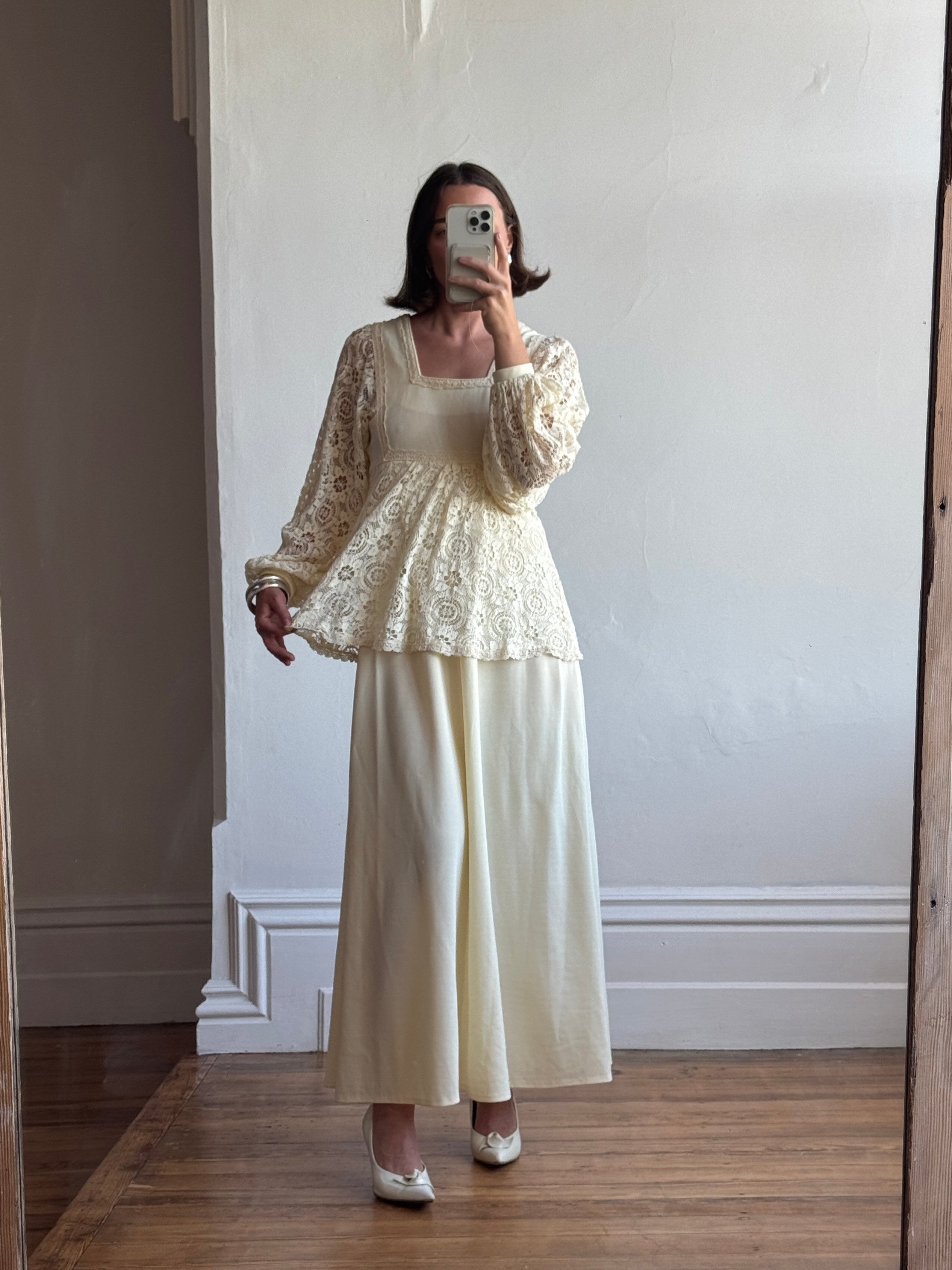 Vintage 70s Tiered Lace Tunic Wedding Dress Creme