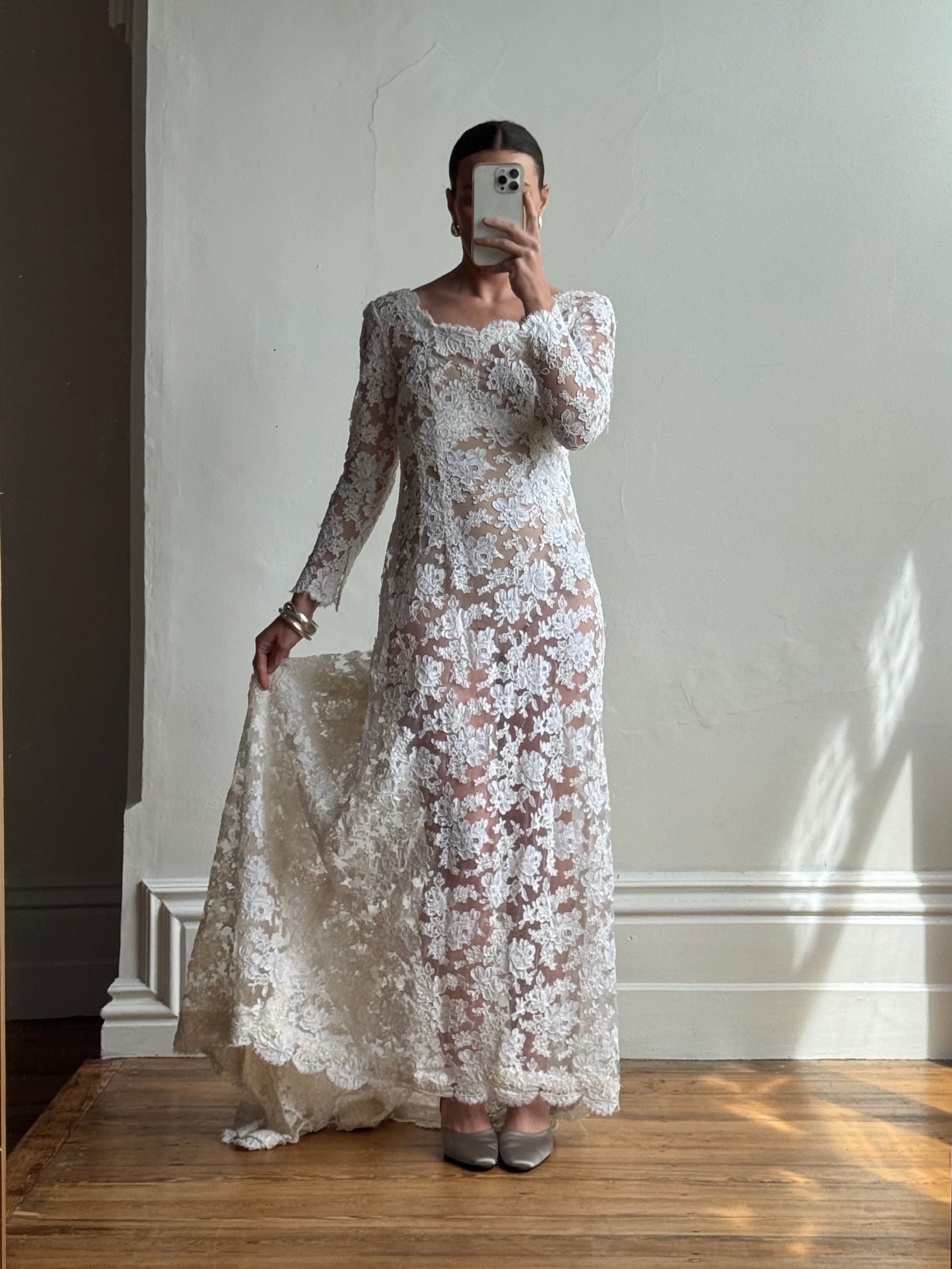 Vintage 60s Guipure Lace Long Sleeve Wedding Gown with Train