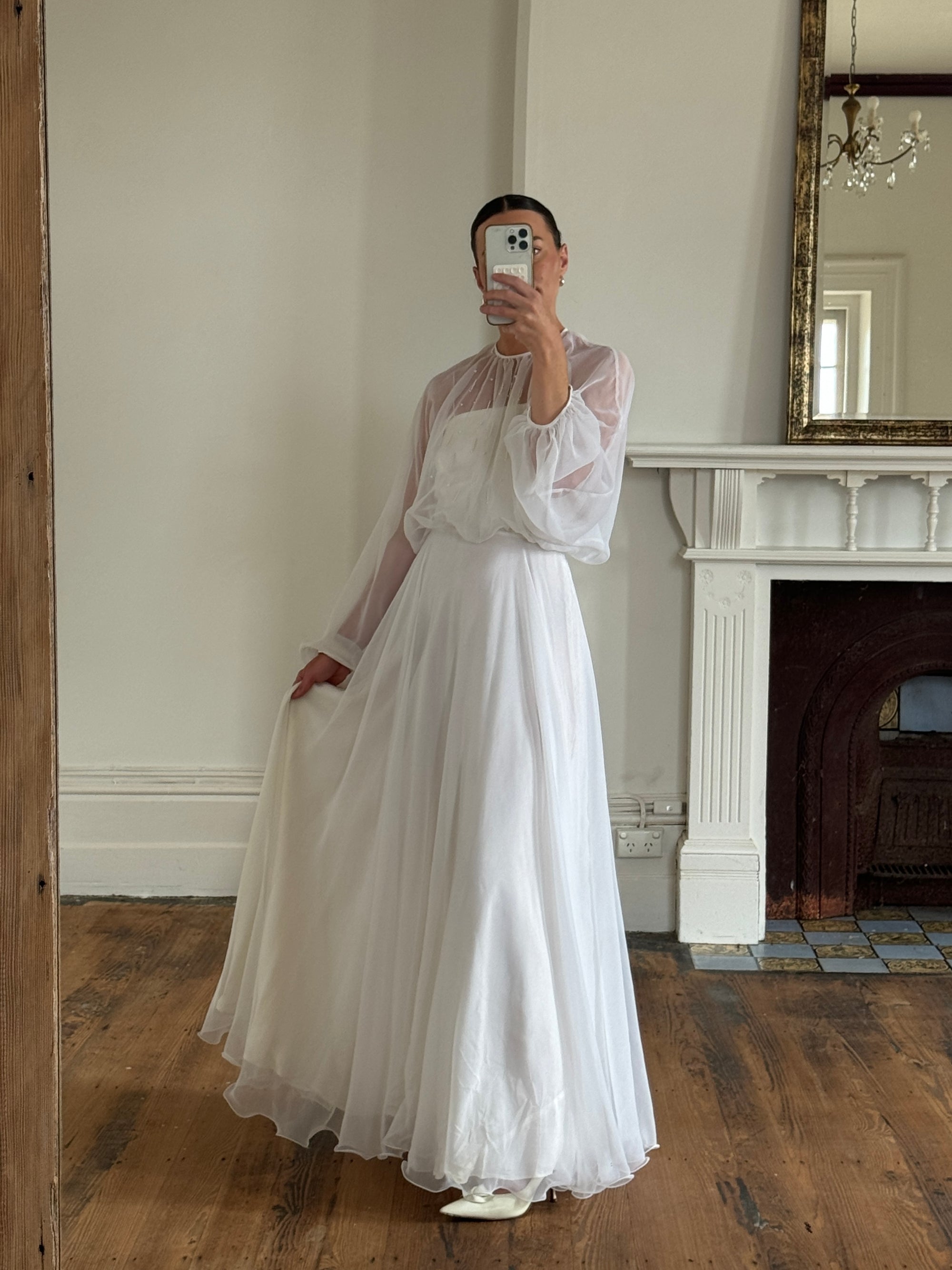 Vintage 70s Australian Made Billow Sleeve Wedding Dress
