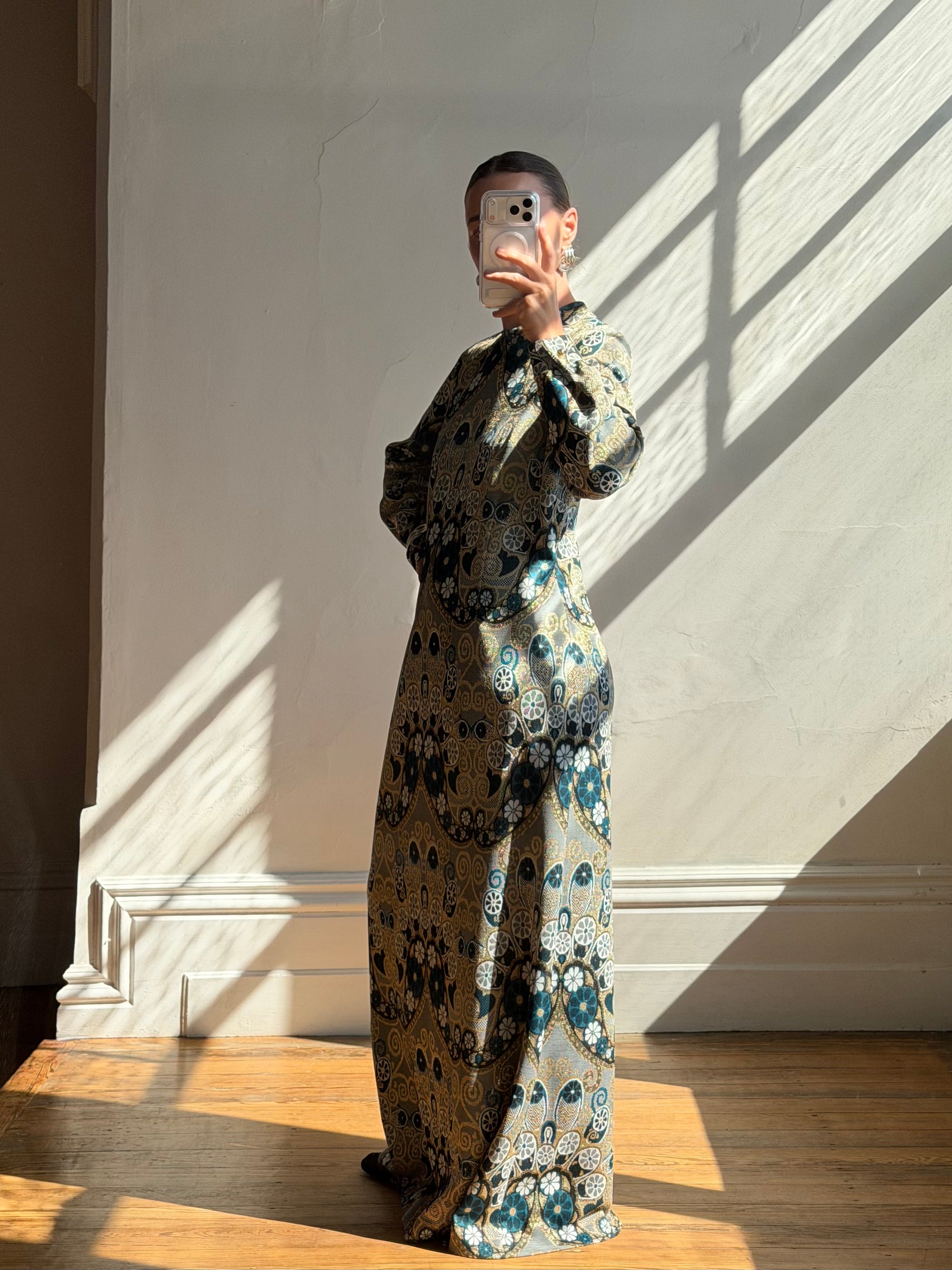Vintage 70s Paisley Tapestry Long Sleeved Maxi Dress Blue