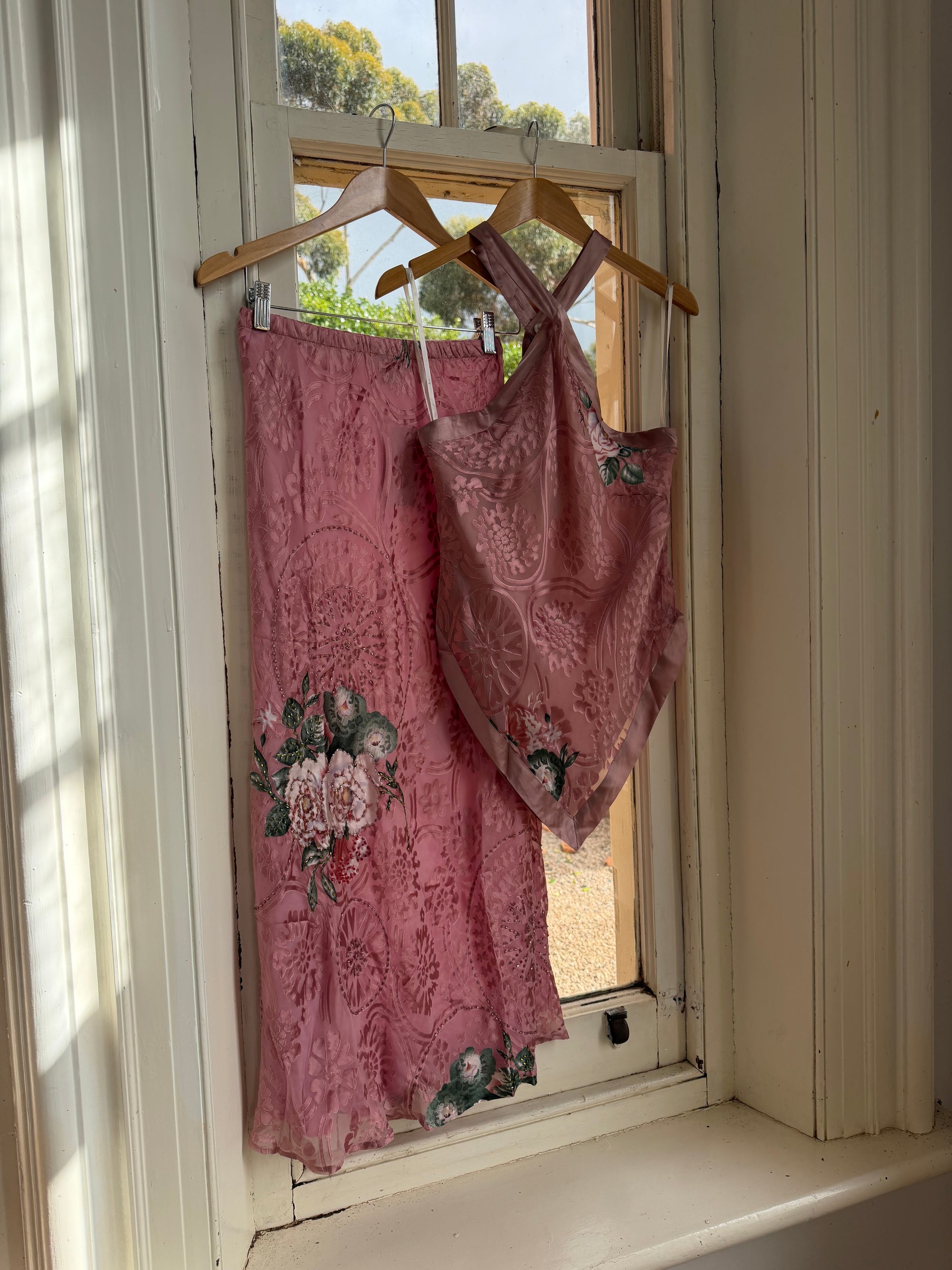 Vintage 90s Dusty Rose Floral Silk Halter Scarf Top and Skirt Set