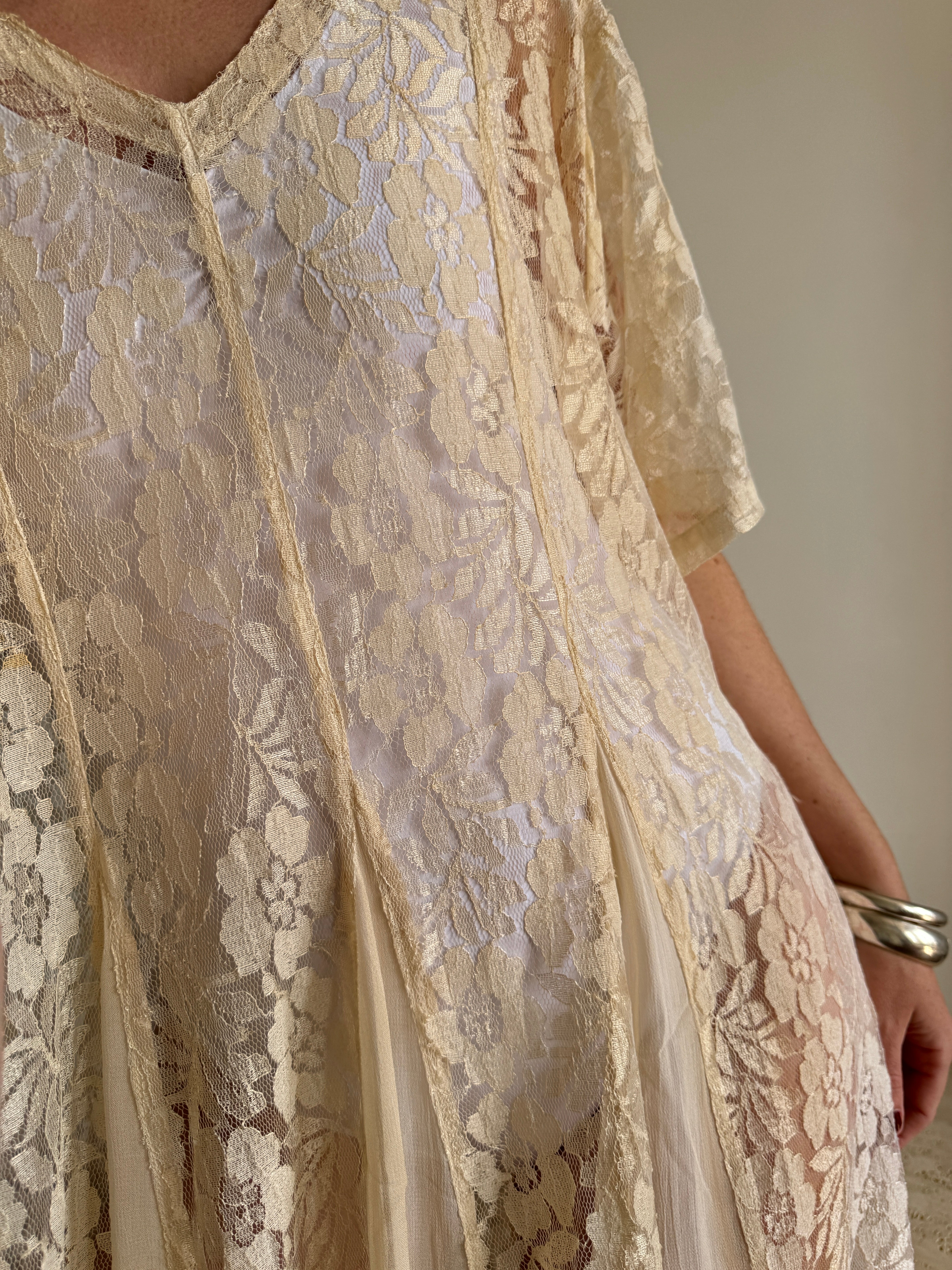 Vintage 80s Creme Pleated Lace Tee Dress