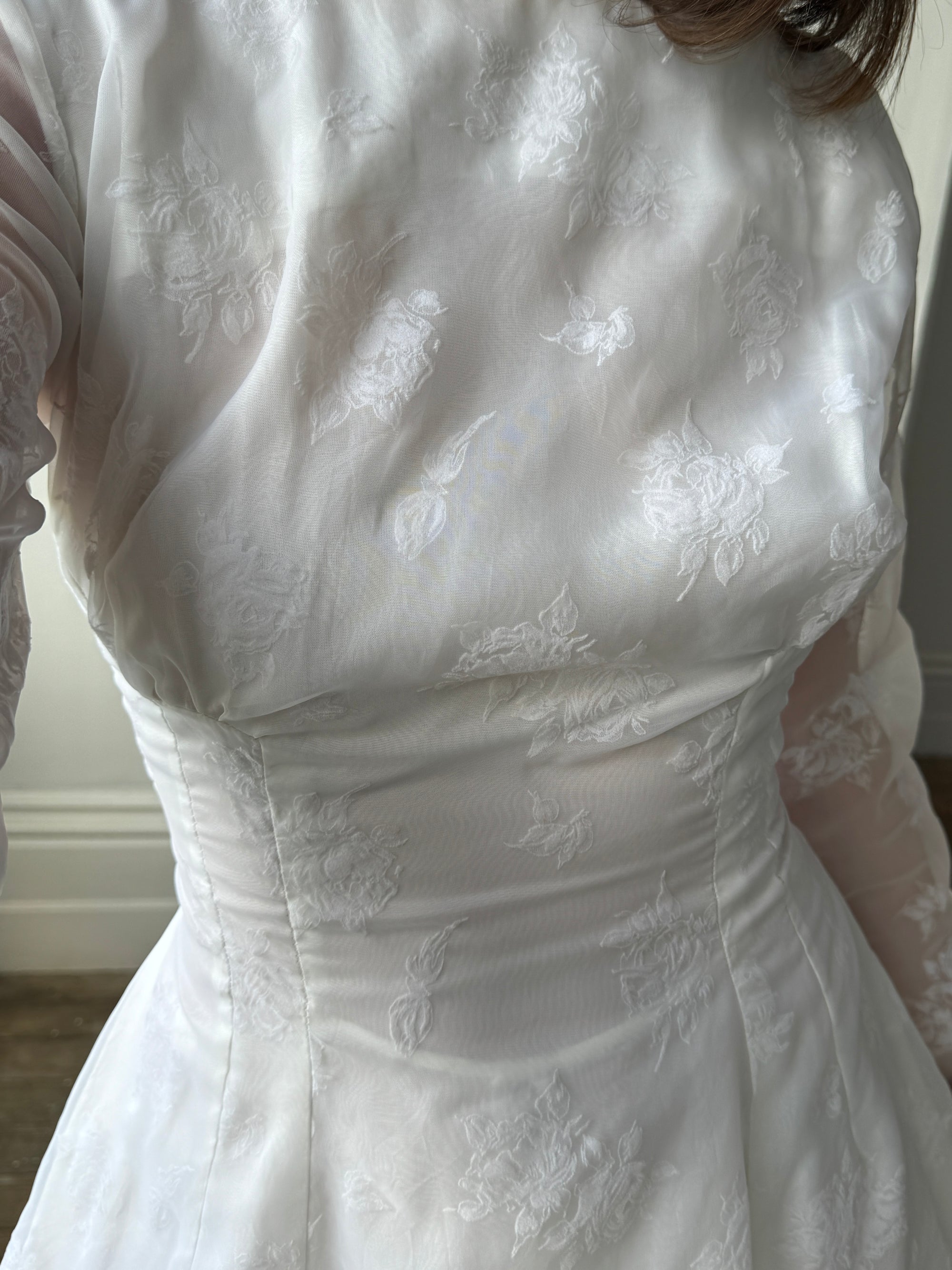 Vintage 50s Flocked Velvet Jacquard Wedding Gown with Bow Train