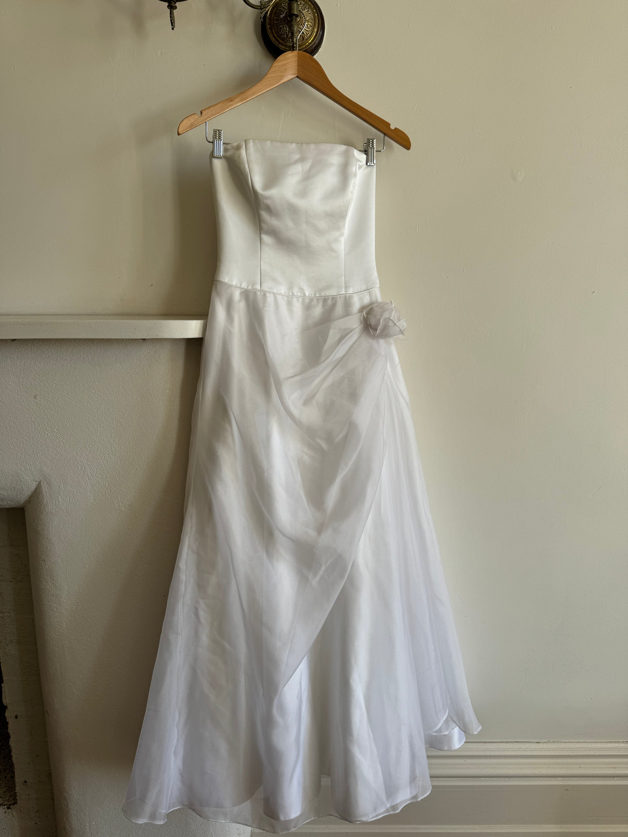 Vintage 90s Princess Strapless Wedding Dress